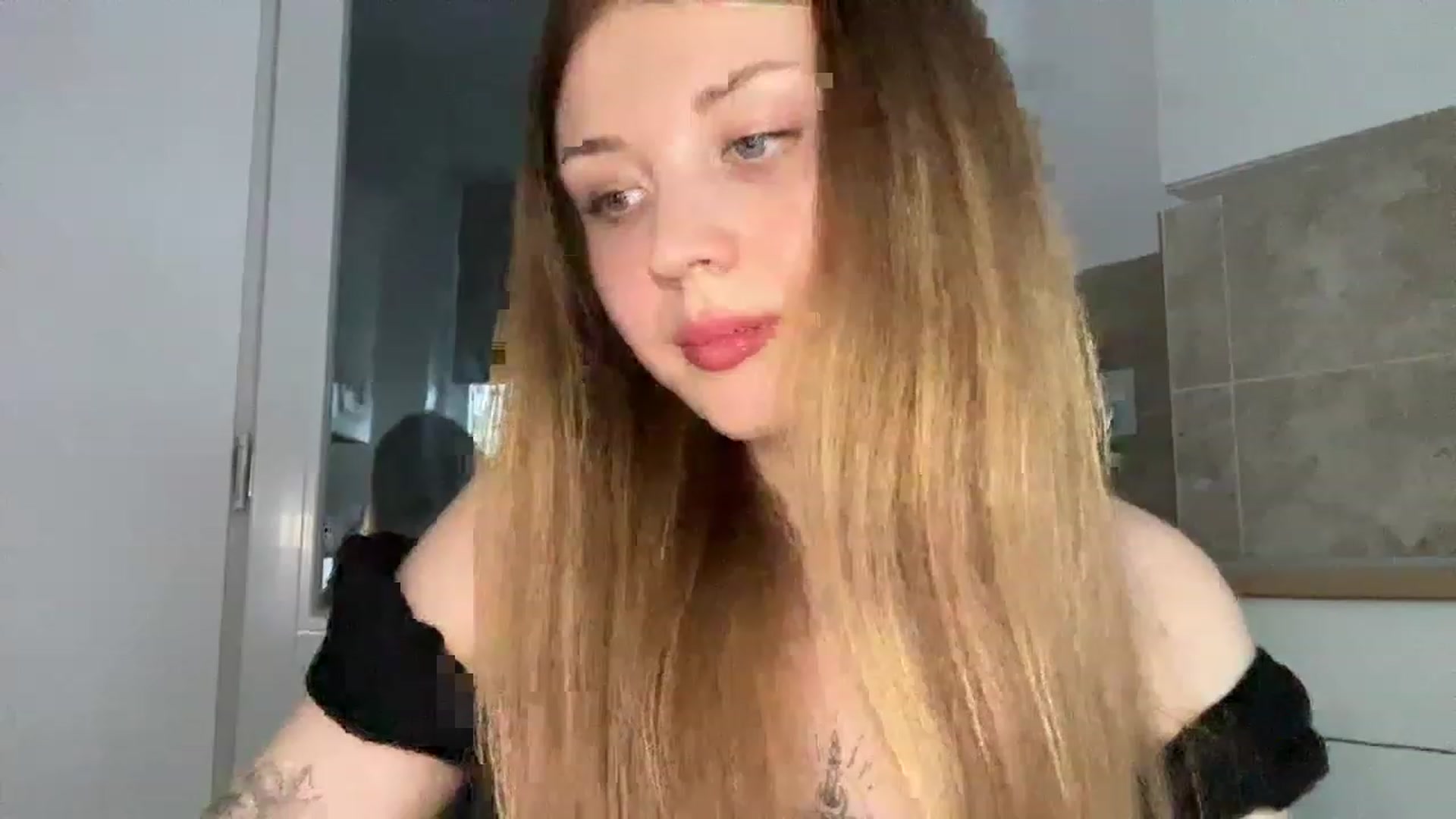 Gallery image thumbnail from Coconut_dream's myfreecams stream on, 06/15/2023, 15:20 image 9 of 20