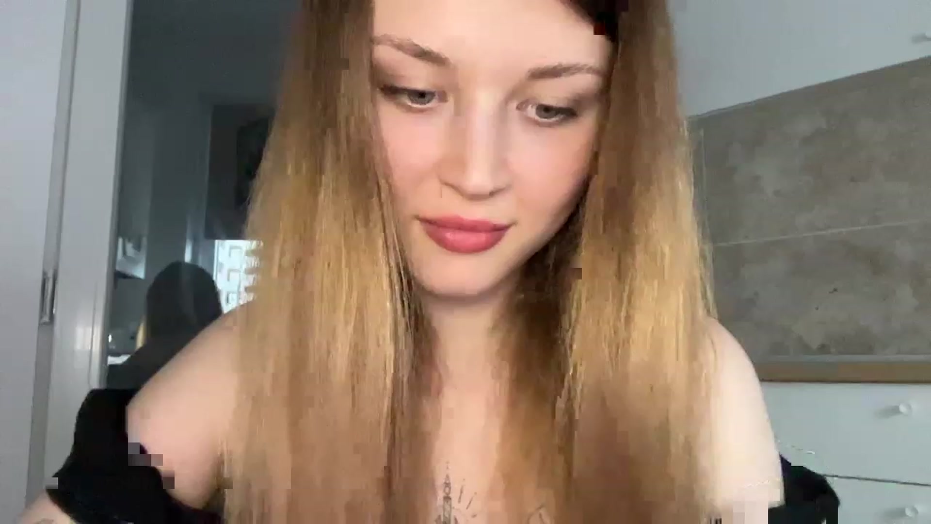 Gallery image thumbnail from Coconut_dream's myfreecams stream on, 06/15/2023, 15:20 image 17 of 20