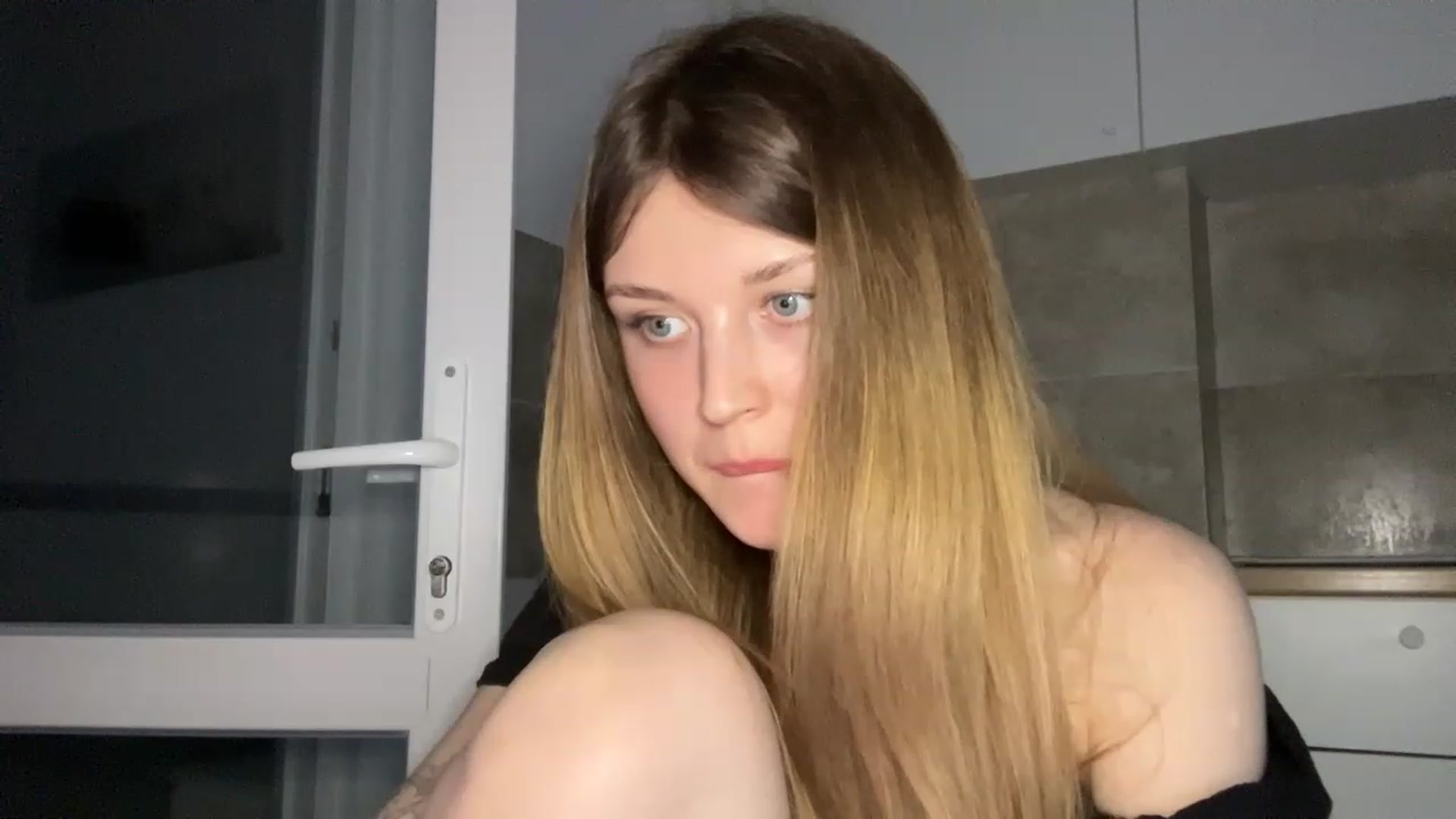 Gallery image thumbnail from Coconut_dream's myfreecams stream on, 06/15/2023, 17:45 image 19 of 20