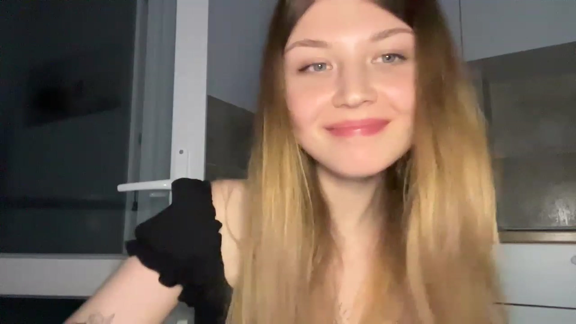 Gallery image thumbnail from Coconut_dream's myfreecams stream on, 06/15/2023, 17:45 image 16 of 20