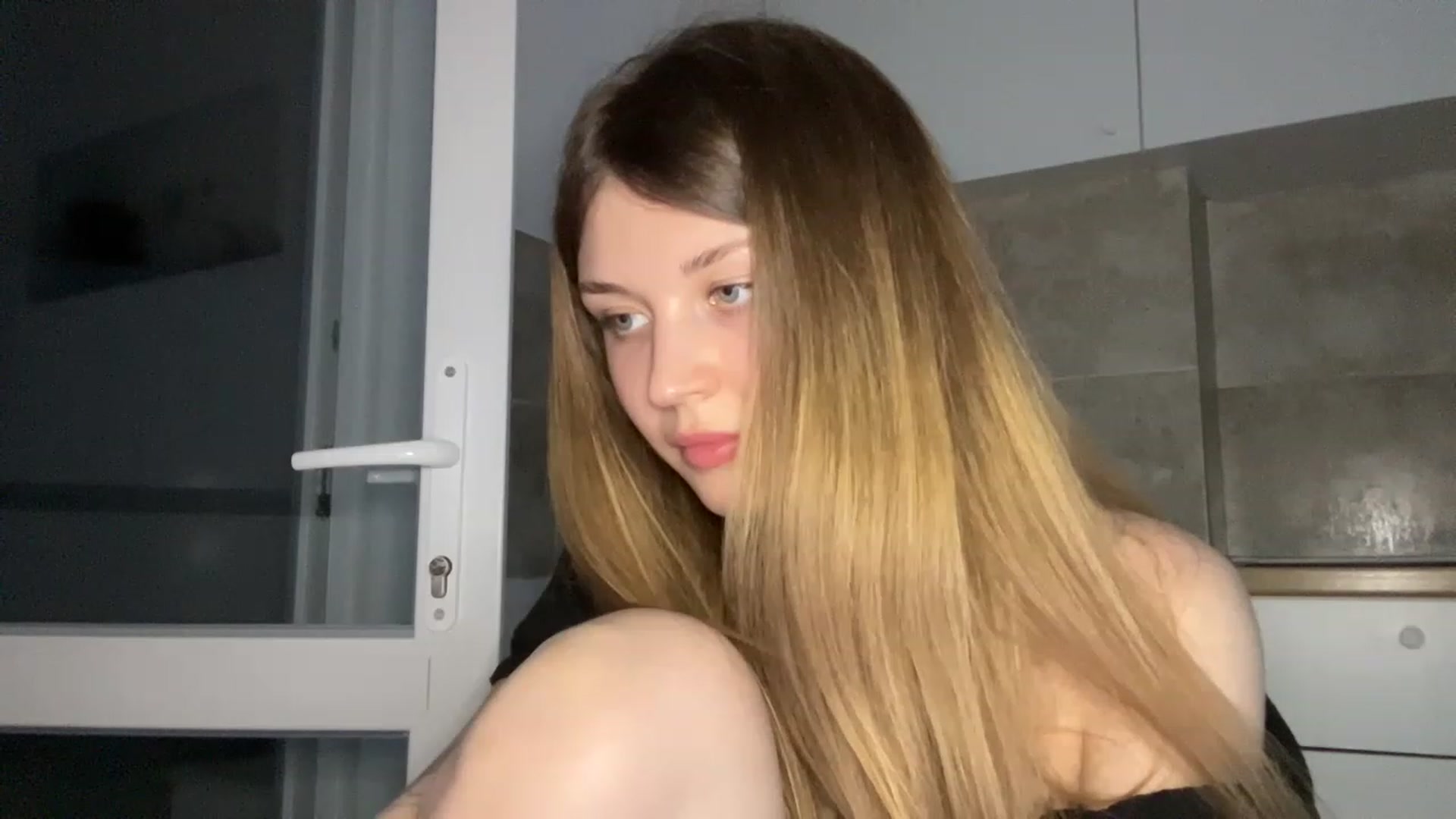 Gallery image thumbnail from Coconut_dream's myfreecams stream on, 06/15/2023, 17:45 image 18 of 20