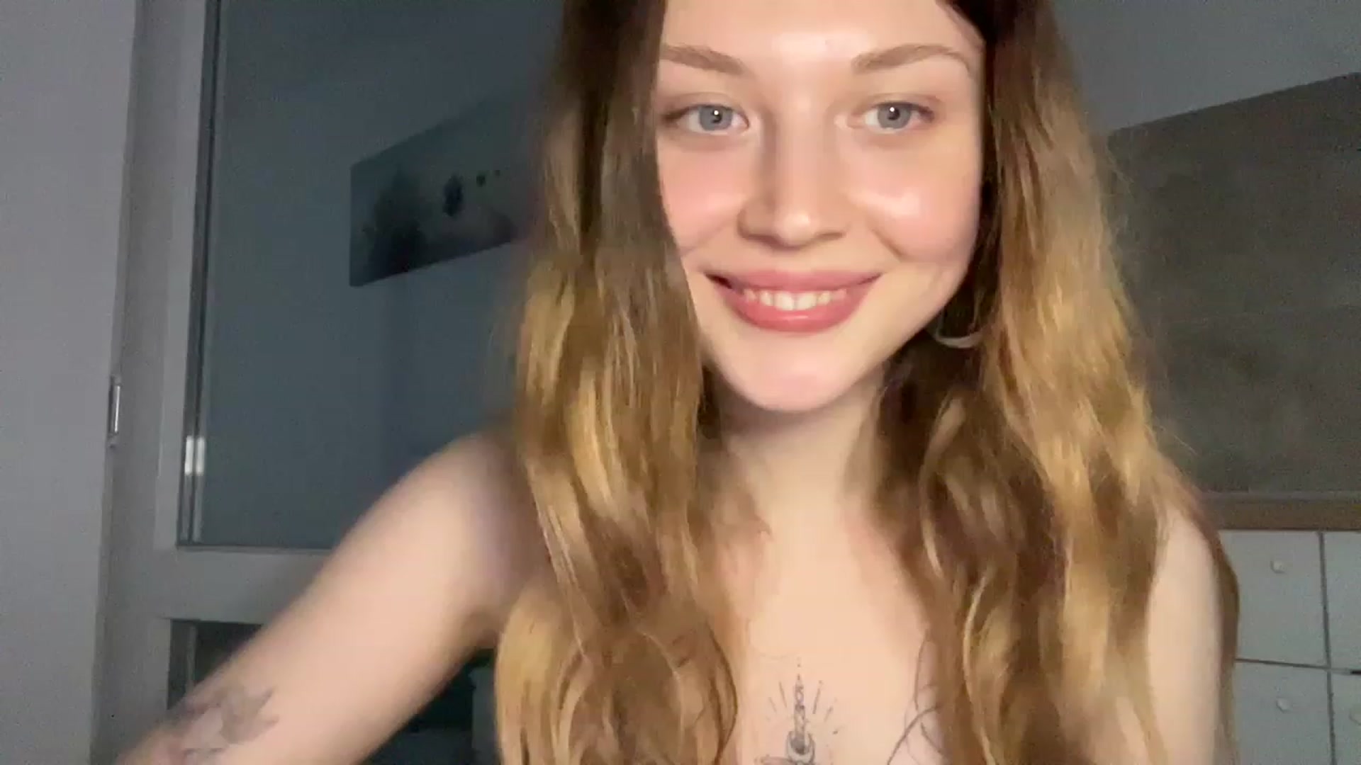 Gallery image thumbnail from Coconut_dream's myfreecams stream on, 06/16/2023, 16:55 image 15 of 20