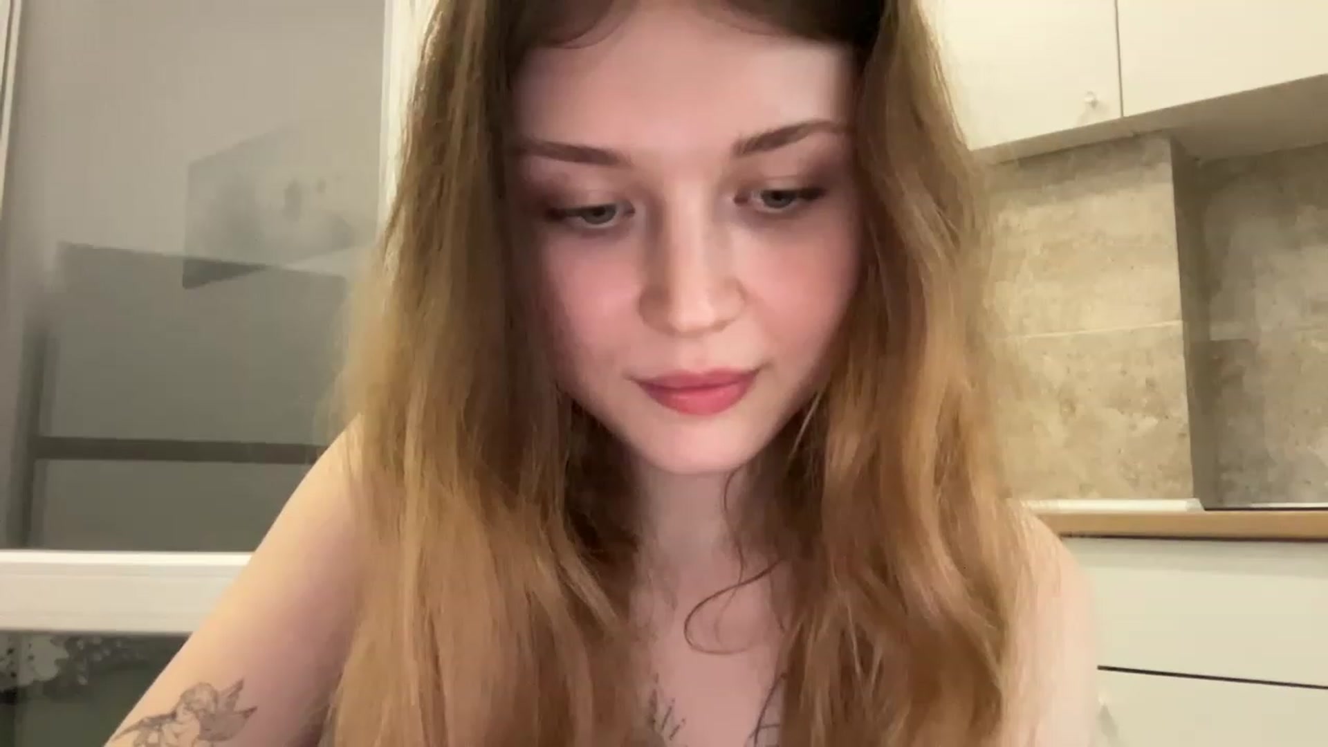Gallery image thumbnail from Coconut_dream's myfreecams stream on, 06/17/2023, 17:41 image 16 of 20