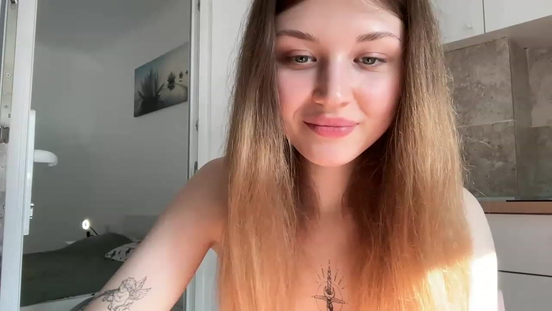 Gallery image thumbnail from Coconut_dream's myfreecams stream on, 06/18/2023, 15:37 image 5 of 20