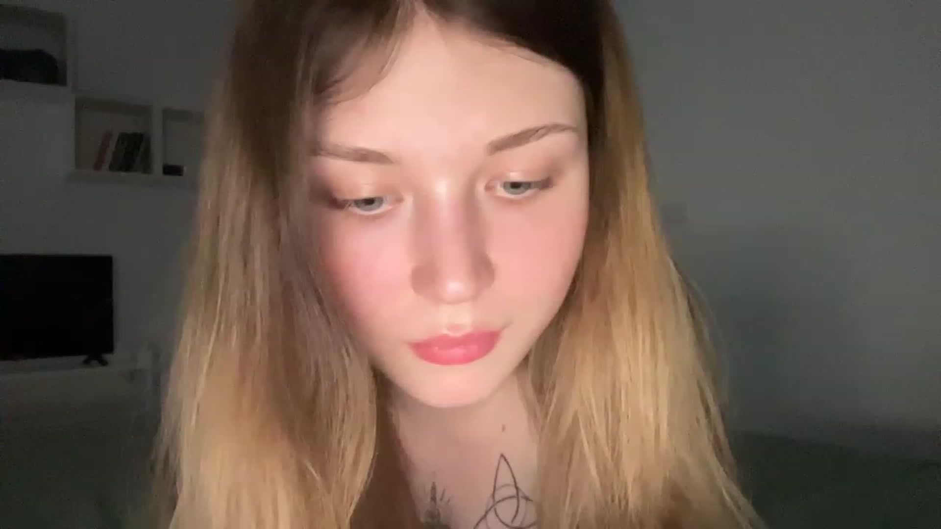 Gallery image thumbnail from Coconut_dream's myfreecams stream on, 06/19/2023, 18:08 image 13 of 20