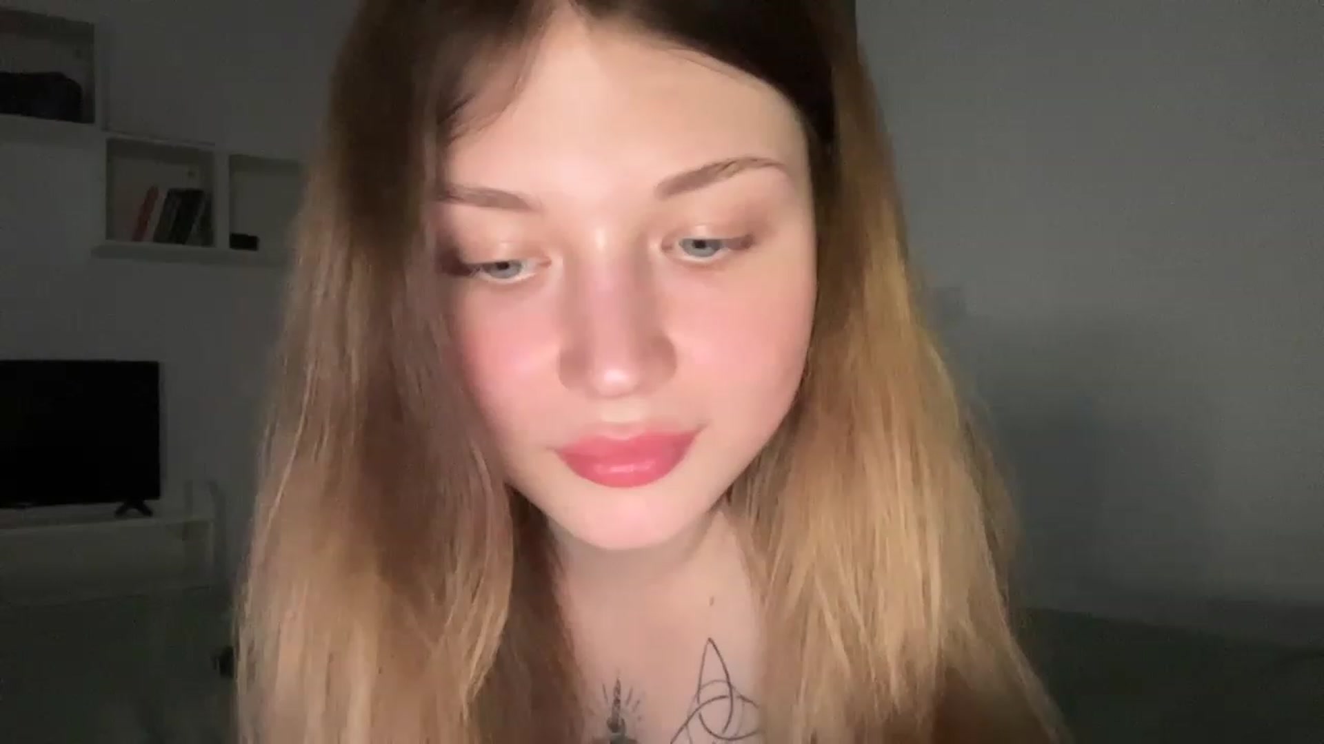 Gallery image thumbnail from Coconut_dream's myfreecams stream on, 06/19/2023, 18:08 image 14 of 20