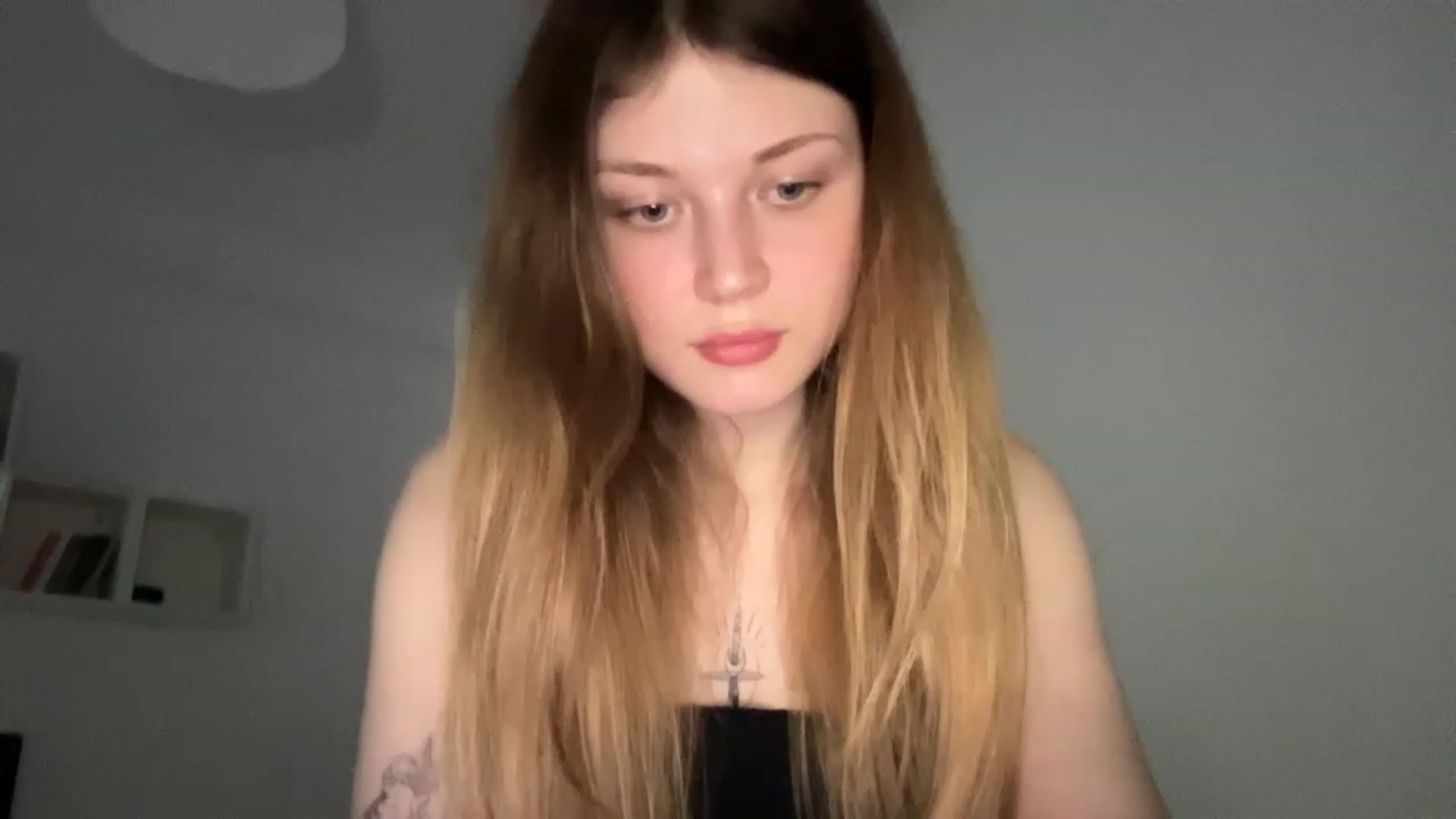 Gallery image thumbnail from Coconut_dream's myfreecams stream on, 06/19/2023, 18:08 image 7 of 20