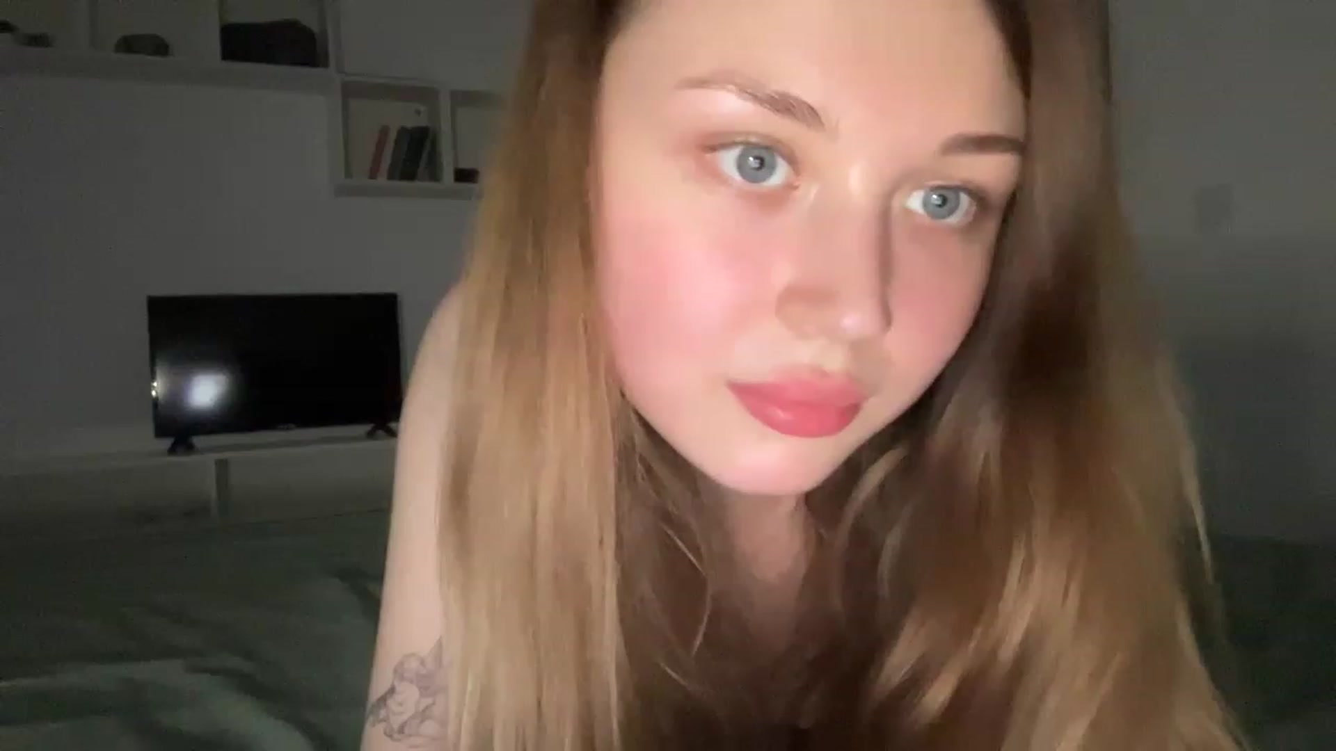 Gallery image thumbnail from Coconut_dream's myfreecams stream on, 06/19/2023, 18:08 image 20 of 20