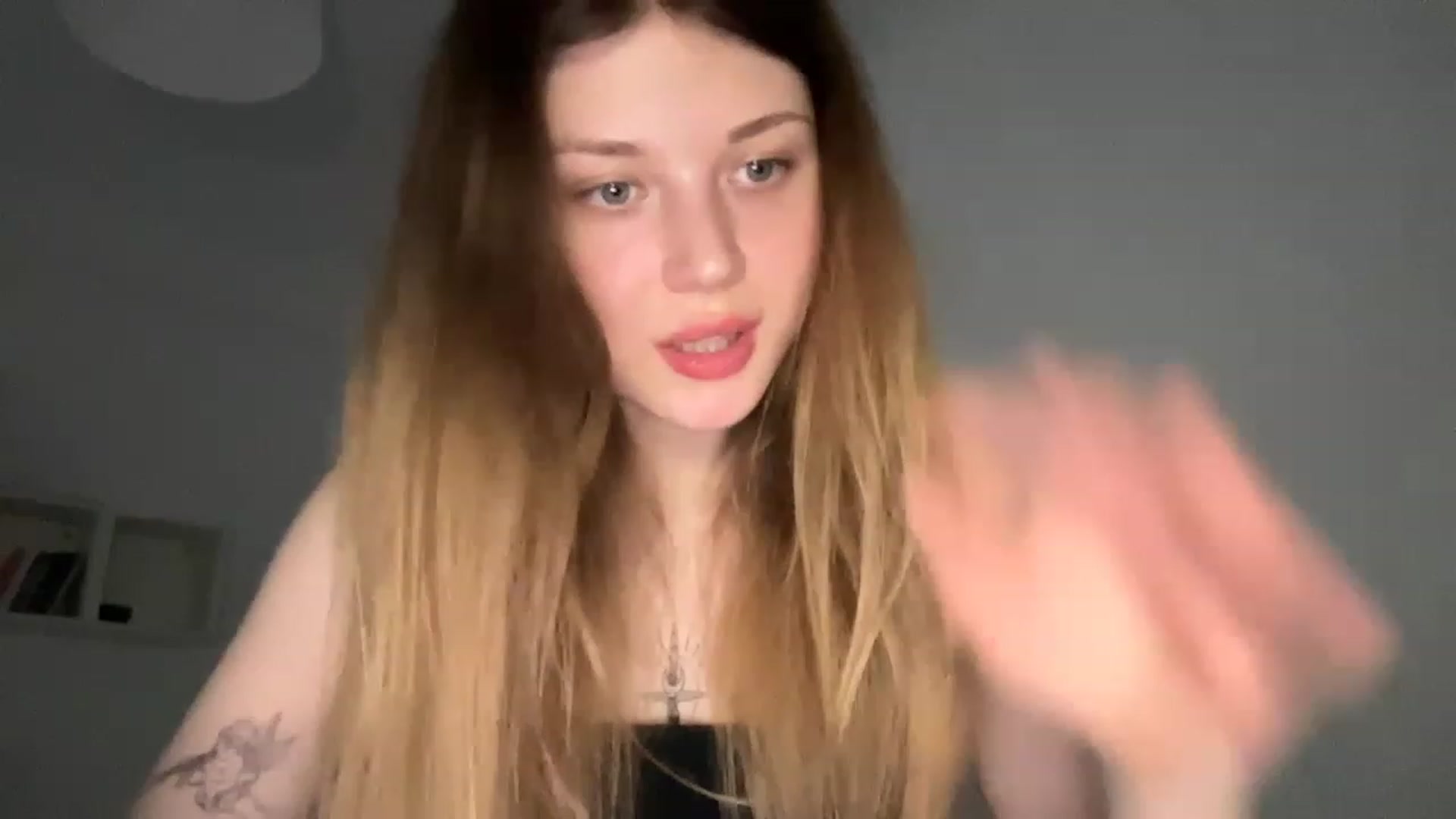 Gallery image thumbnail from Coconut_dream's myfreecams stream on, 06/19/2023, 18:08 image 10 of 20