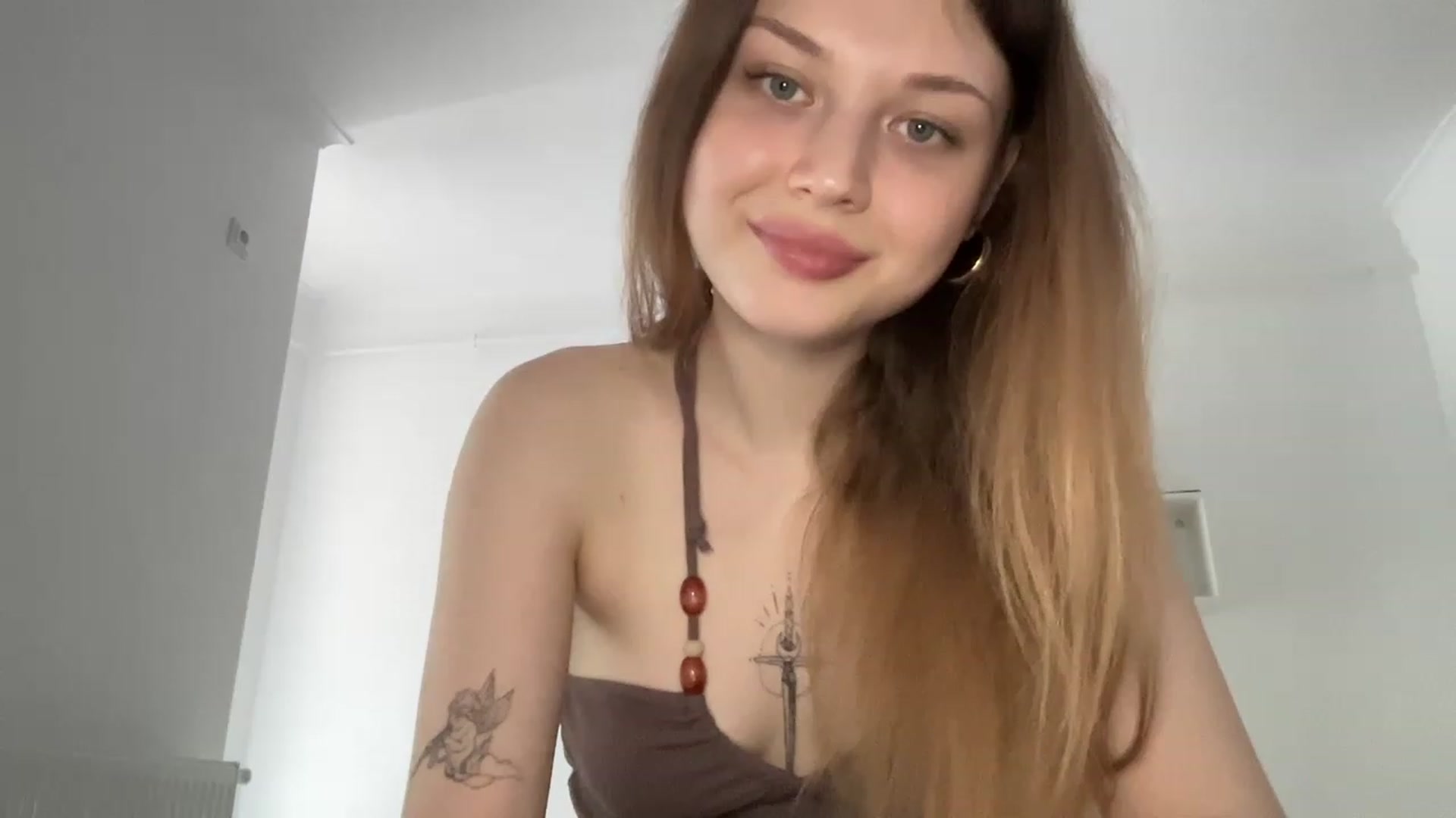 Gallery image thumbnail from Coconut_dream's myfreecams stream on, 06/22/2023, 13:42 image 1 of 20