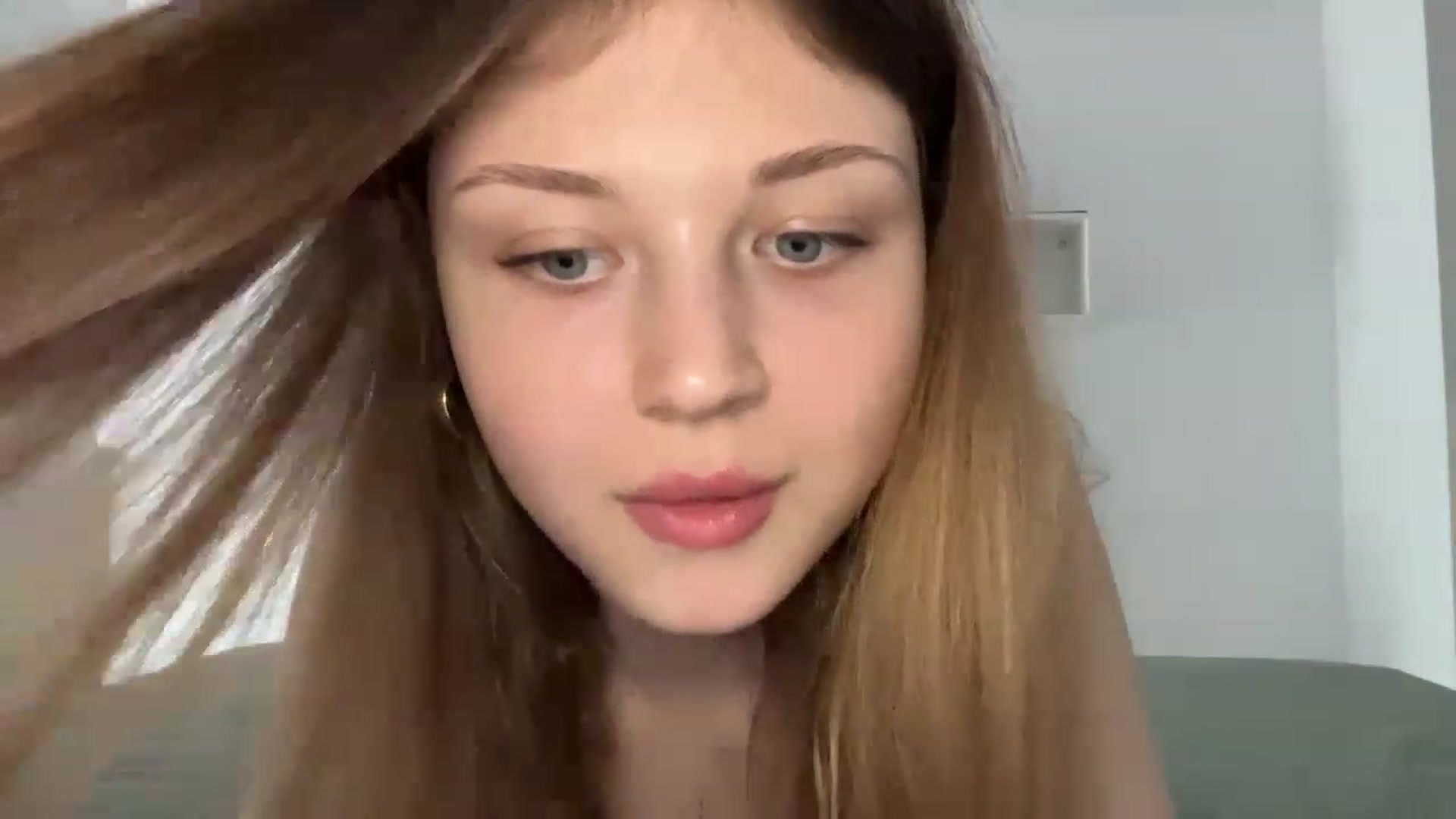 Gallery image thumbnail from Coconut_dream's myfreecams stream on, 06/22/2023, 13:42 image 19 of 20