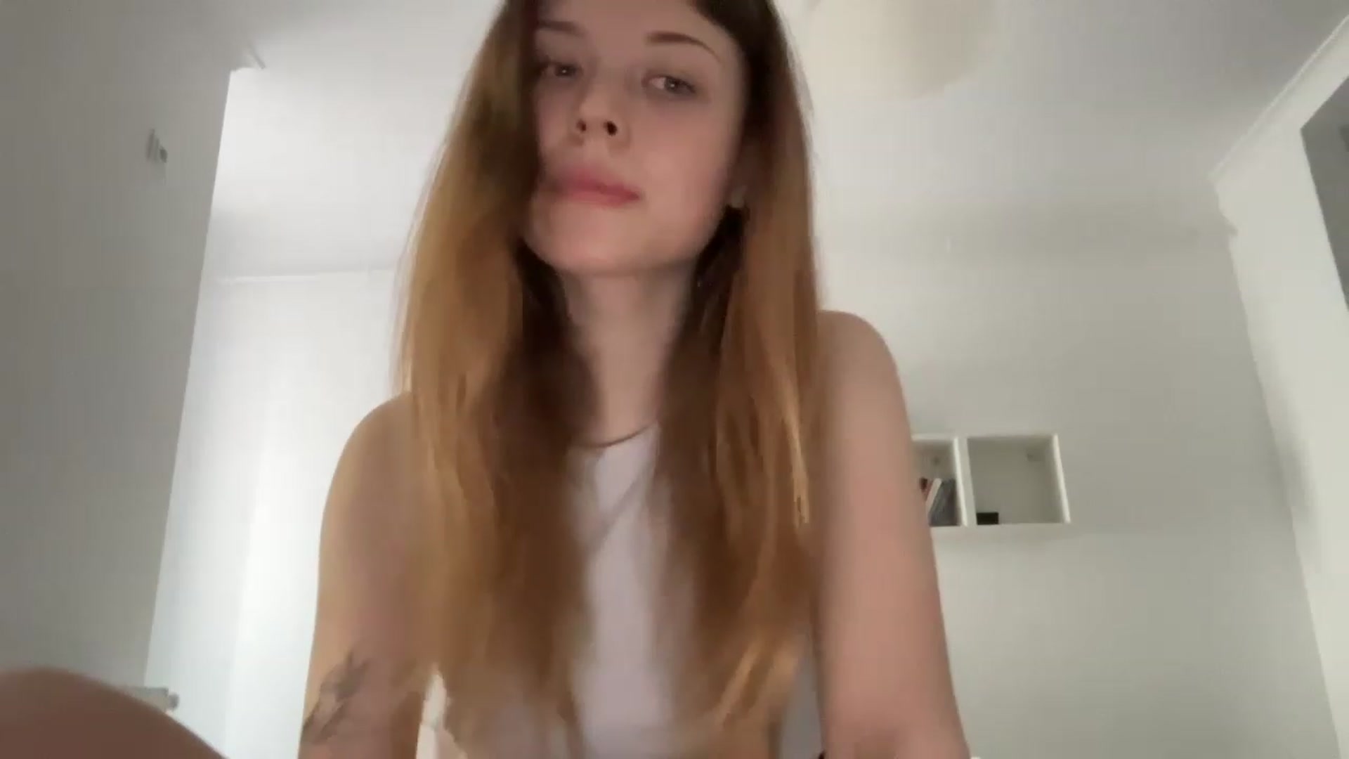 Gallery image thumbnail from Coconut_dream's myfreecams stream on, 06/24/2023, 07:52 image 2 of 20