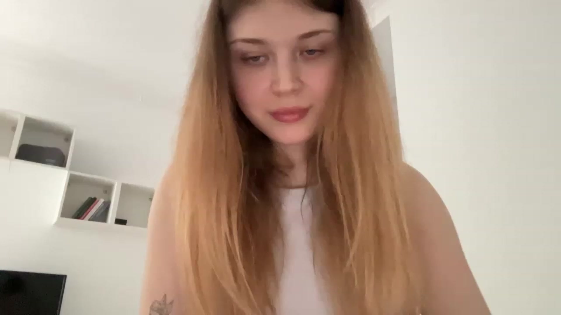 Gallery image thumbnail from Coconut_dream's myfreecams stream on, 06/24/2023, 13:06 image 7 of 20