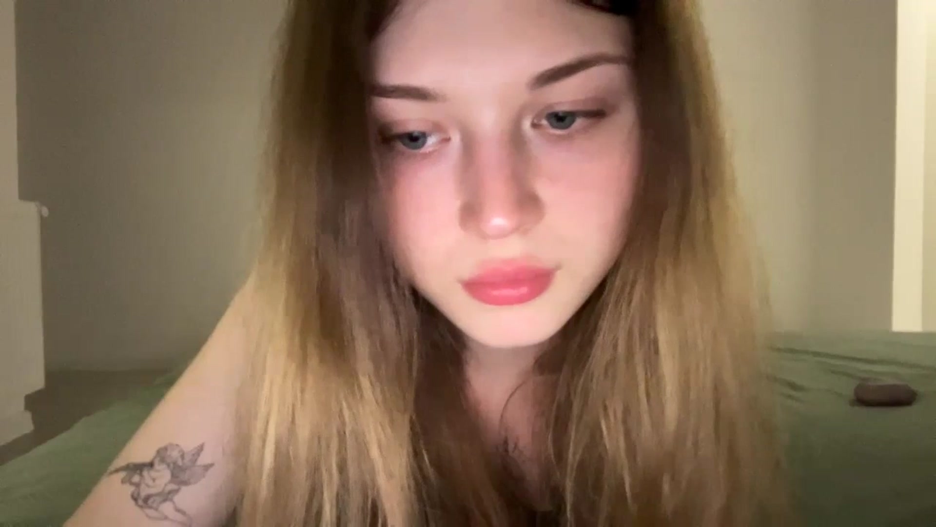 Gallery image thumbnail from Coconut_dream's myfreecams stream on, 06/29/2023, 20:58 image 15 of 20