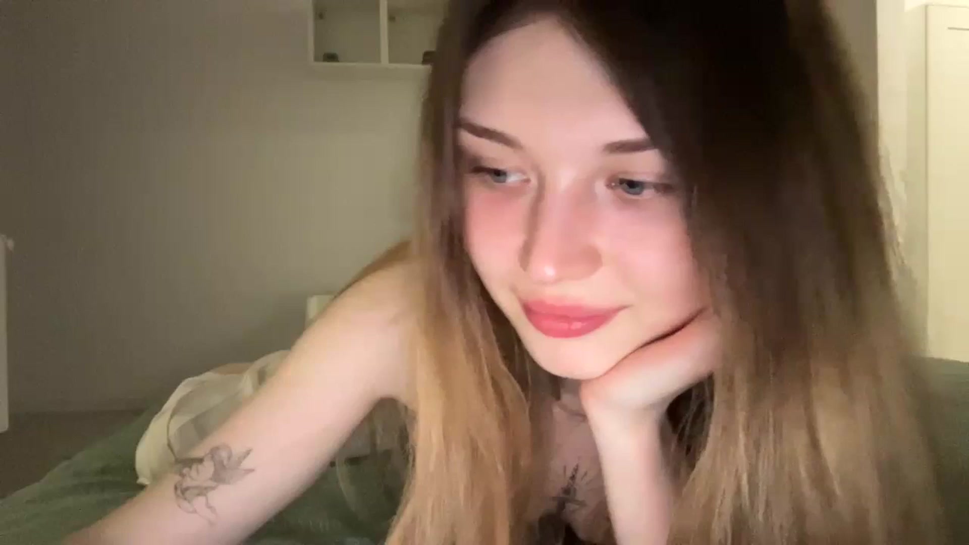 Gallery image thumbnail from Coconut_dream's myfreecams stream on, 06/29/2023, 20:58 image 7 of 20