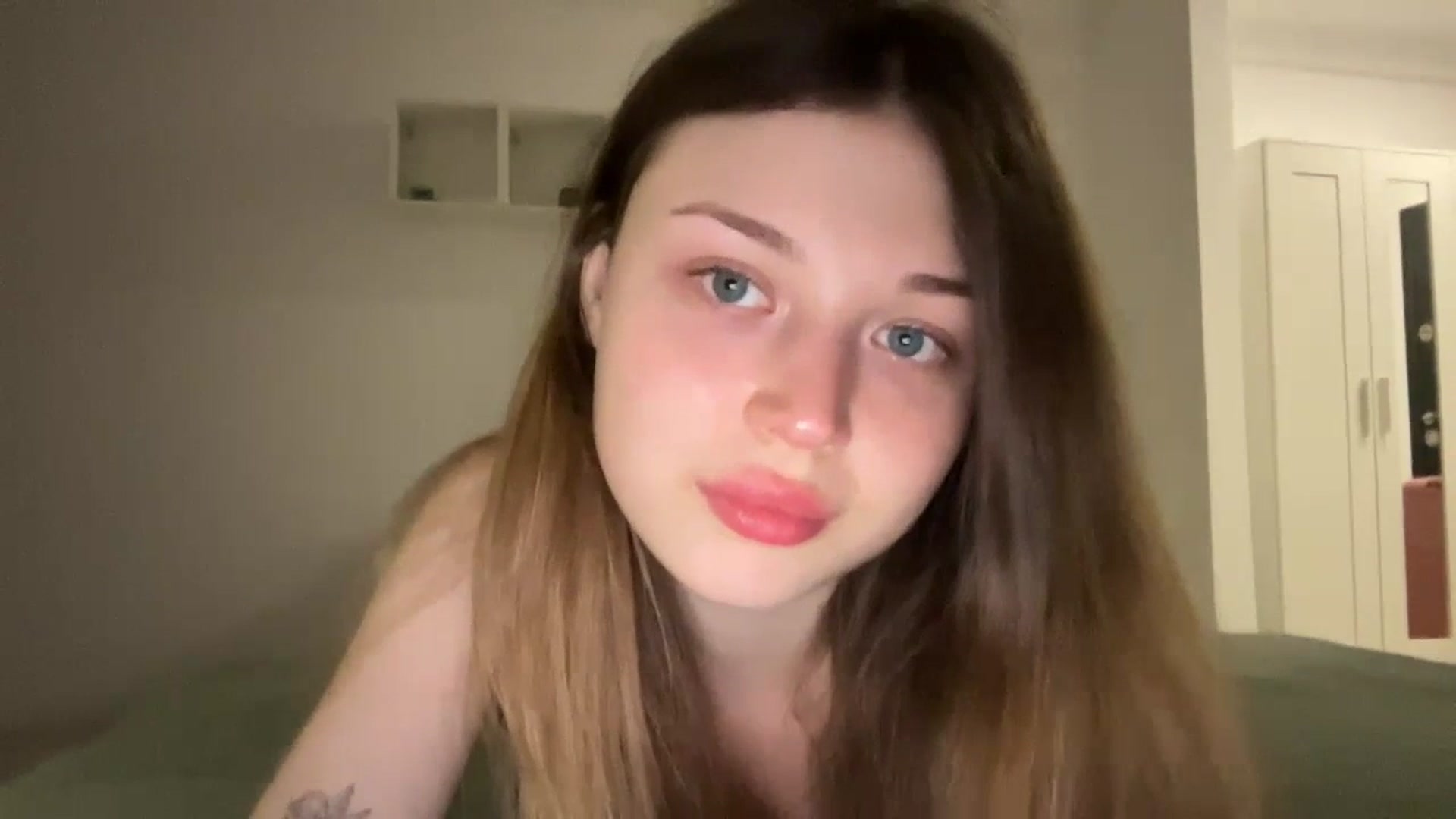 Gallery image thumbnail from Coconut_dream's myfreecams stream on, 06/29/2023, 20:58 image 2 of 20