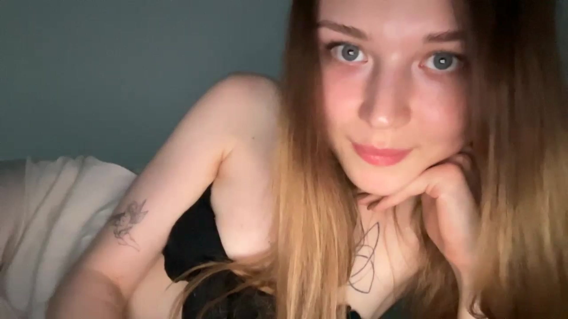 Gallery image thumbnail from Coconut_dream's myfreecams stream on, 06/30/2023, 18:33 image 4 of 20