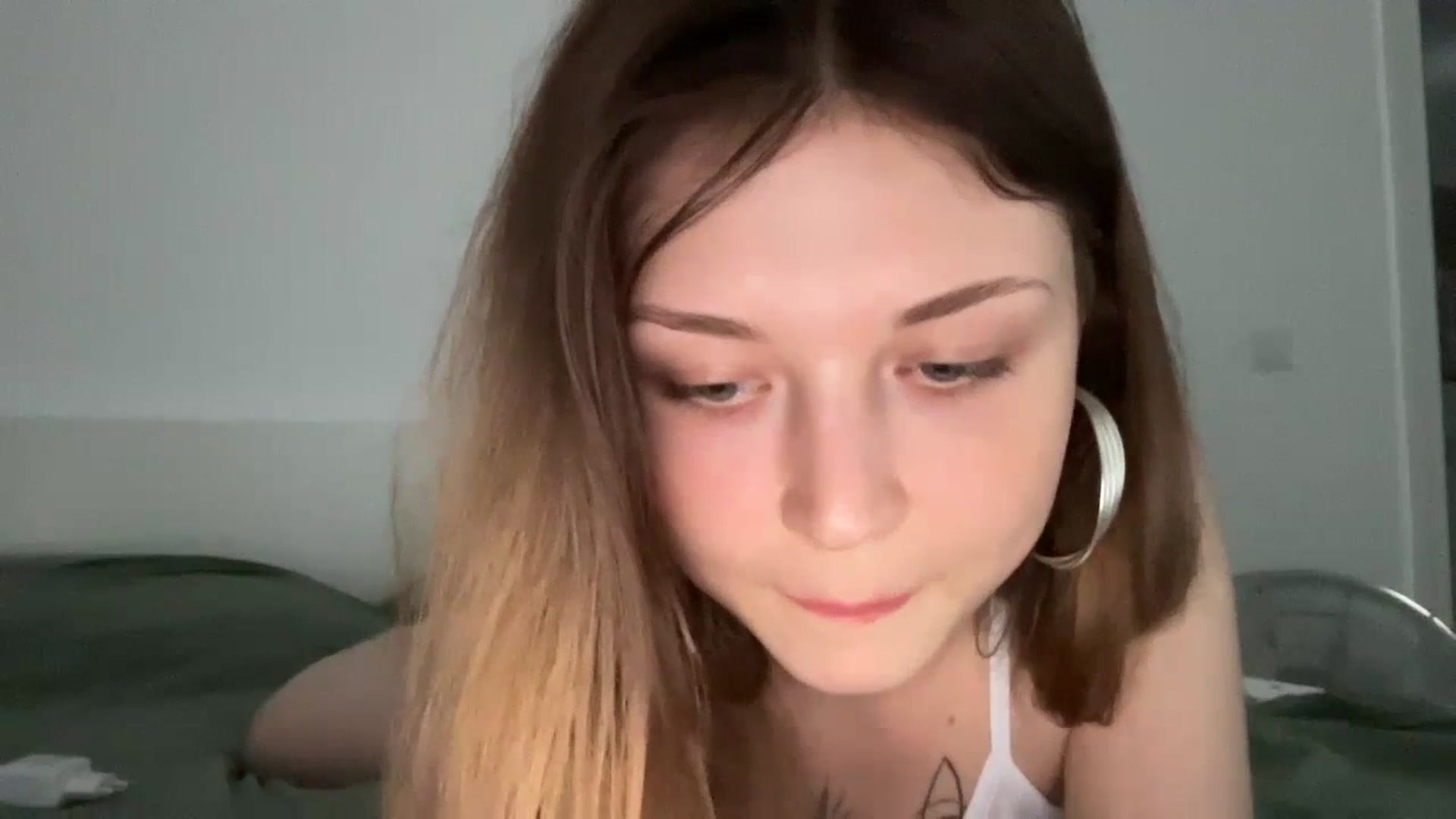 Gallery image thumbnail from Coconut_dream's myfreecams stream on, 07/02/2023, 17:02 image 13 of 20