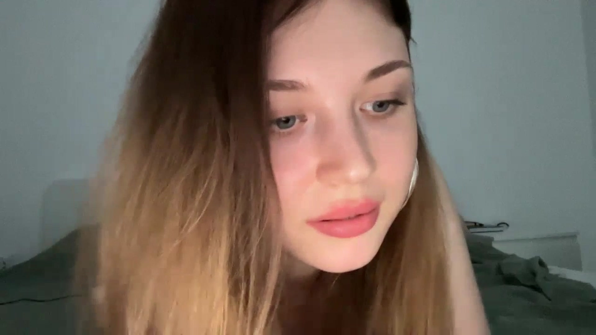 Gallery image thumbnail from Coconut_dream's myfreecams stream on, 07/02/2023, 17:02 image 9 of 20