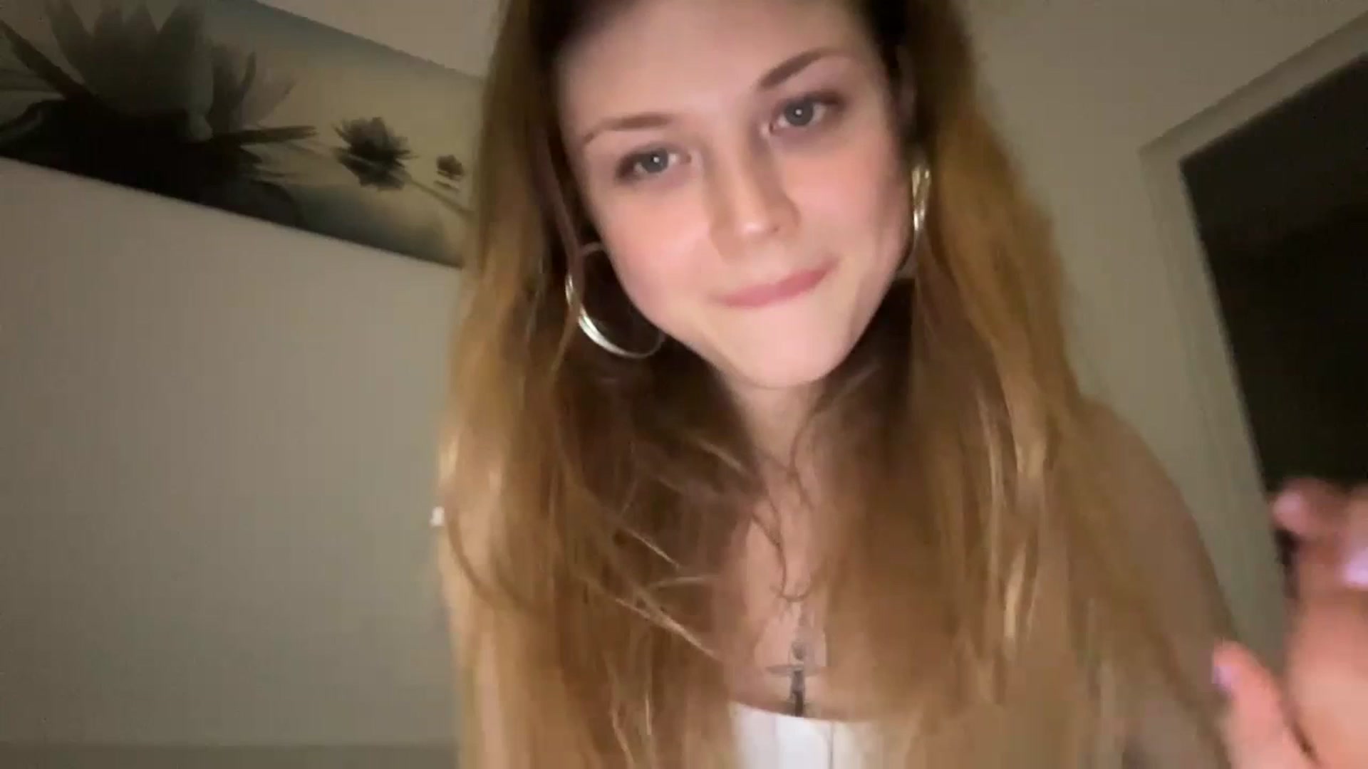 Gallery image thumbnail from Coconut_dream's myfreecams stream on, 07/02/2023, 19:00 image 1 of 20