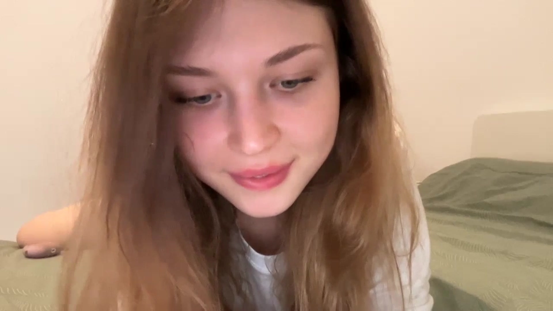Gallery image thumbnail from Coconut_dream's myfreecams stream on, 07/03/2023, 17:14 image 15 of 20