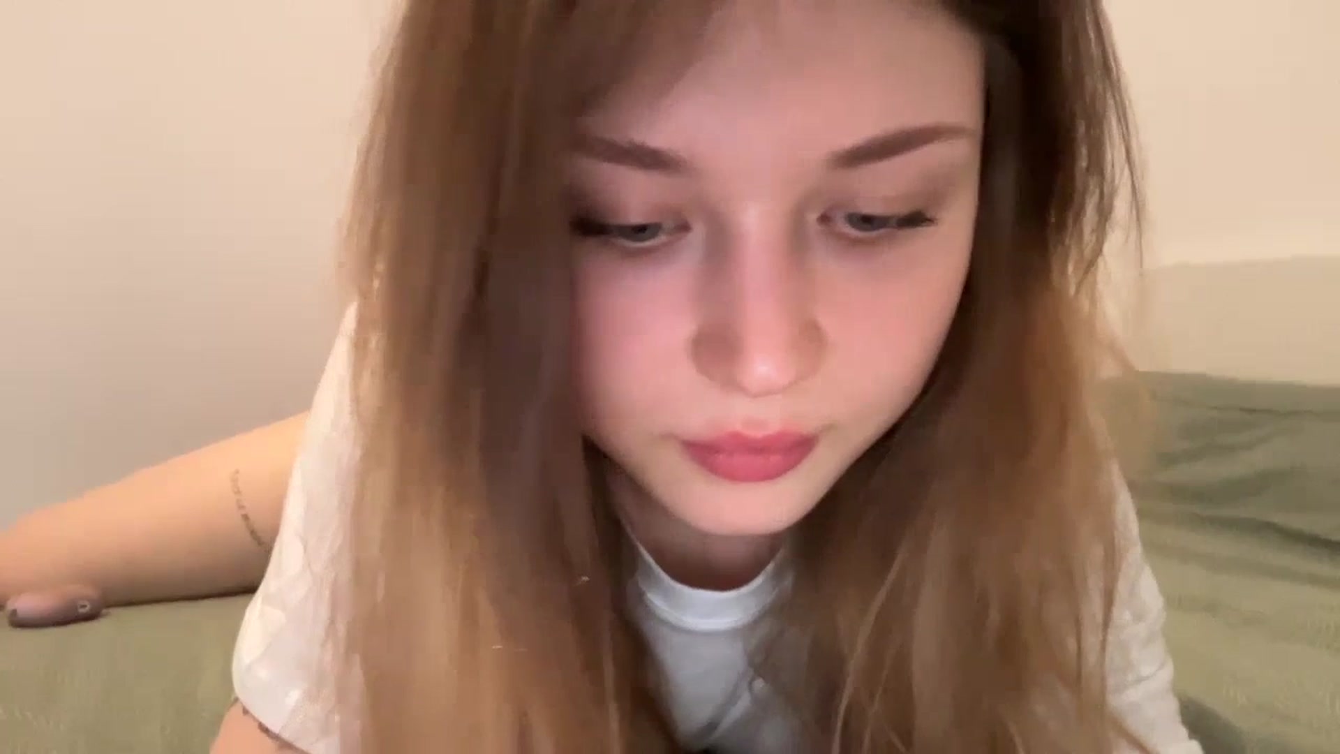 Gallery image thumbnail from Coconut_dream's myfreecams stream on, 07/03/2023, 17:14 image 7 of 20