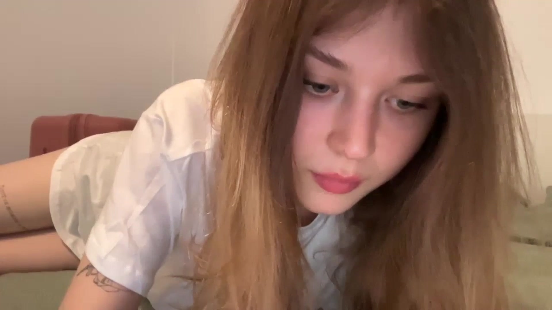 Gallery image thumbnail from Coconut_dream's myfreecams stream on, 07/03/2023, 17:14 image 5 of 20