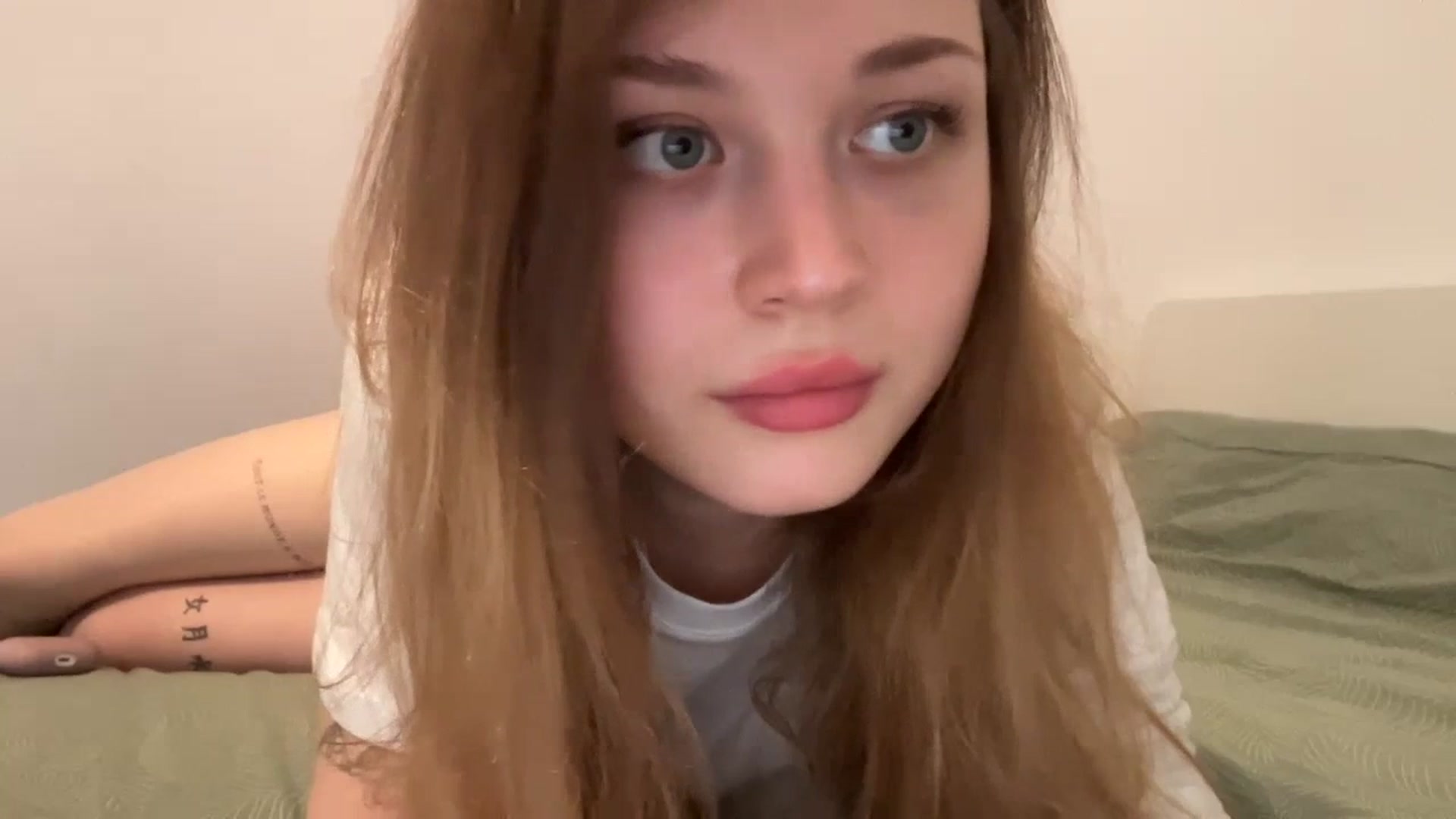 Gallery image thumbnail from Coconut_dream's myfreecams stream on, 07/03/2023, 17:14 image 6 of 20