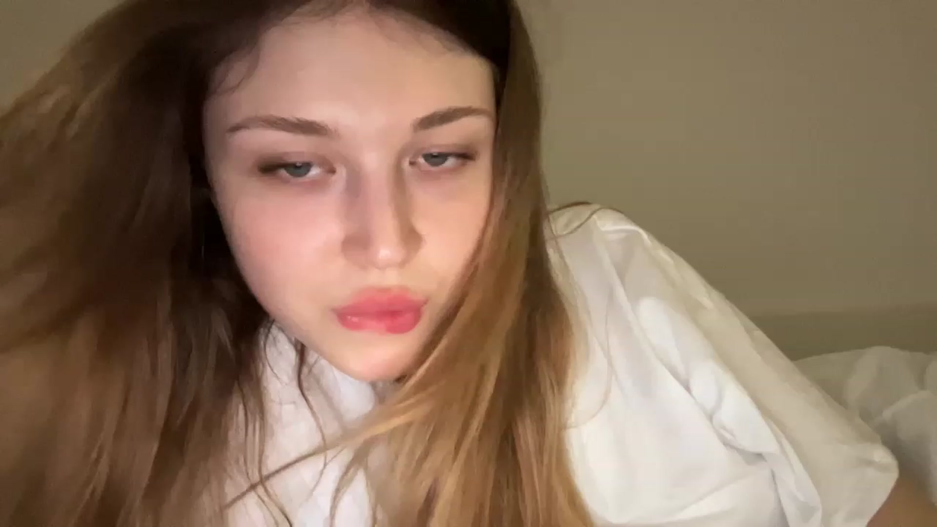 Gallery image thumbnail from Coconut_dream's myfreecams stream on, 07/03/2023, 19:15 image 8 of 20