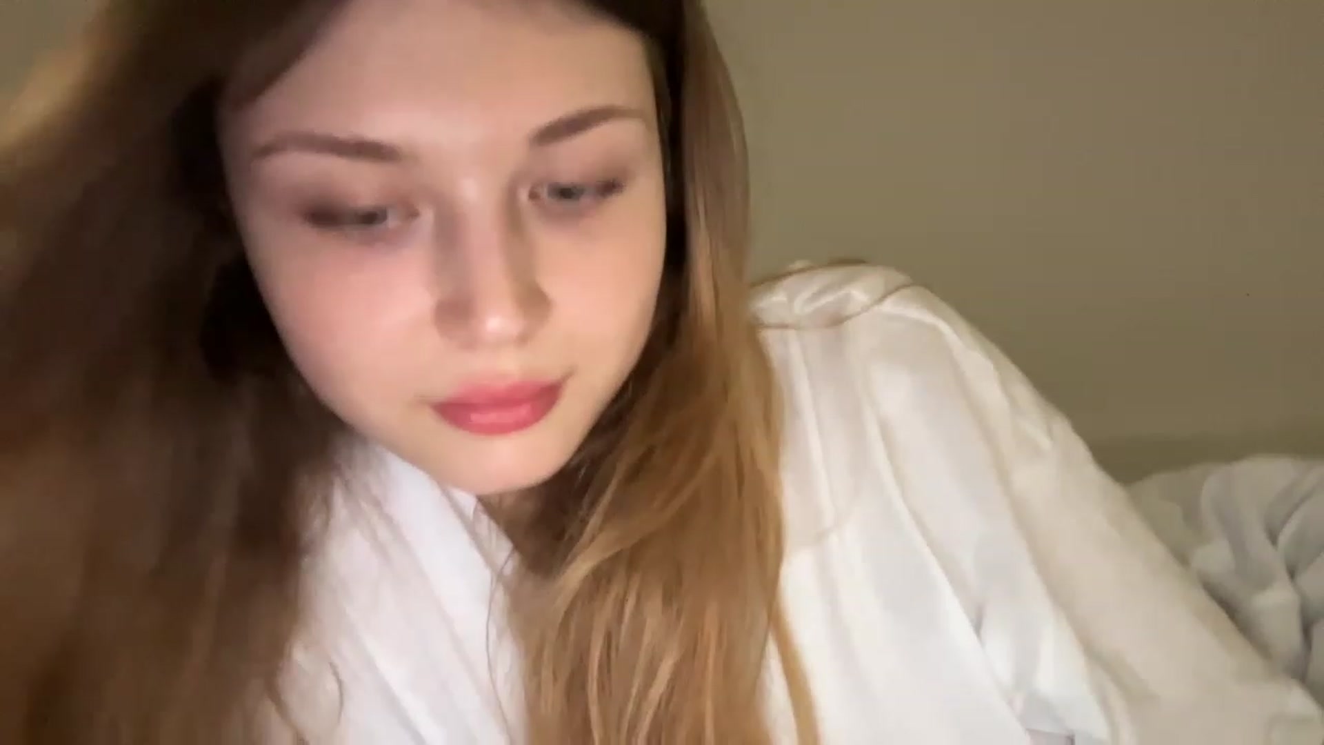 Gallery image thumbnail from Coconut_dream's myfreecams stream on, 07/03/2023, 19:15 image 4 of 20