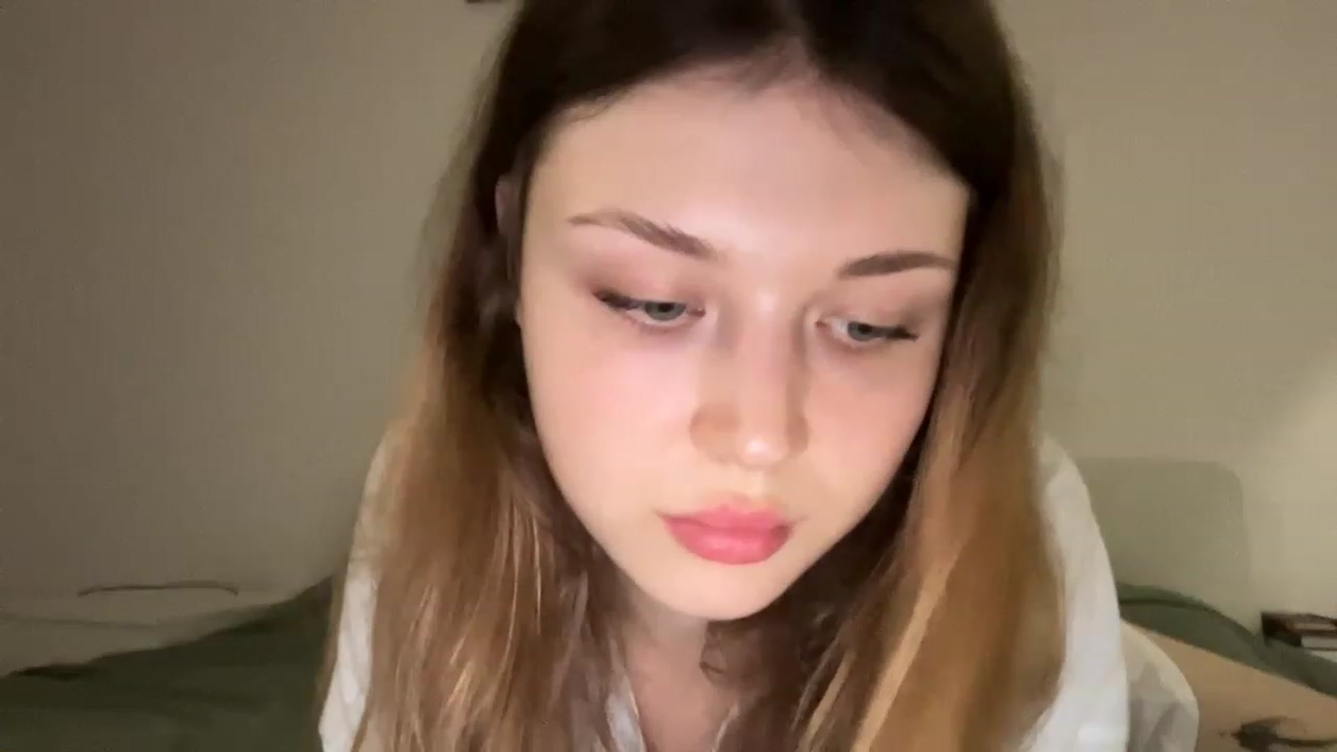 Gallery image thumbnail from Coconut_dream's myfreecams stream on, 07/03/2023, 19:15 image 9 of 20