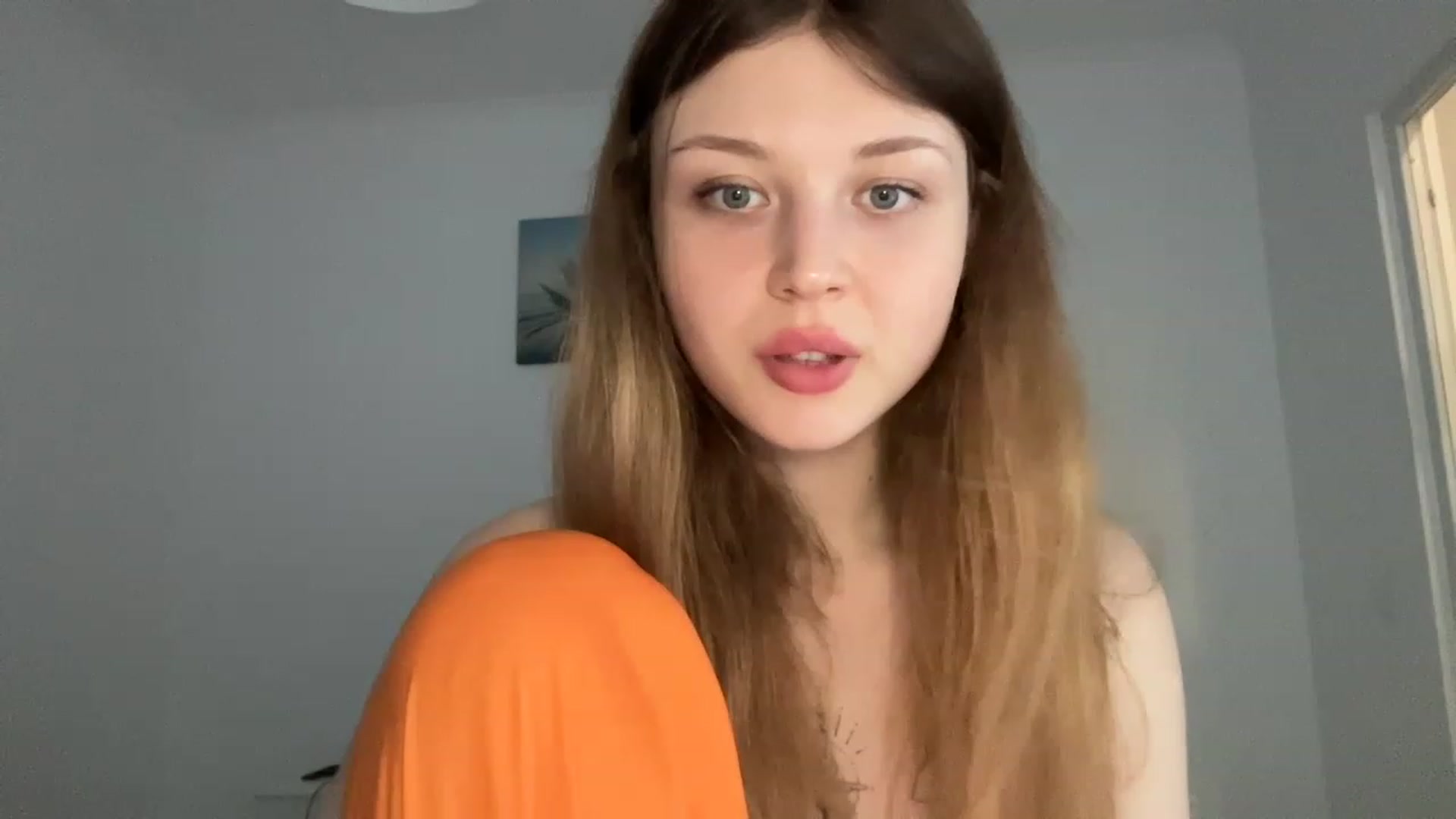 Gallery image thumbnail from Coconut_dream's myfreecams stream on, 07/06/2023, 12:26 image 7 of 20