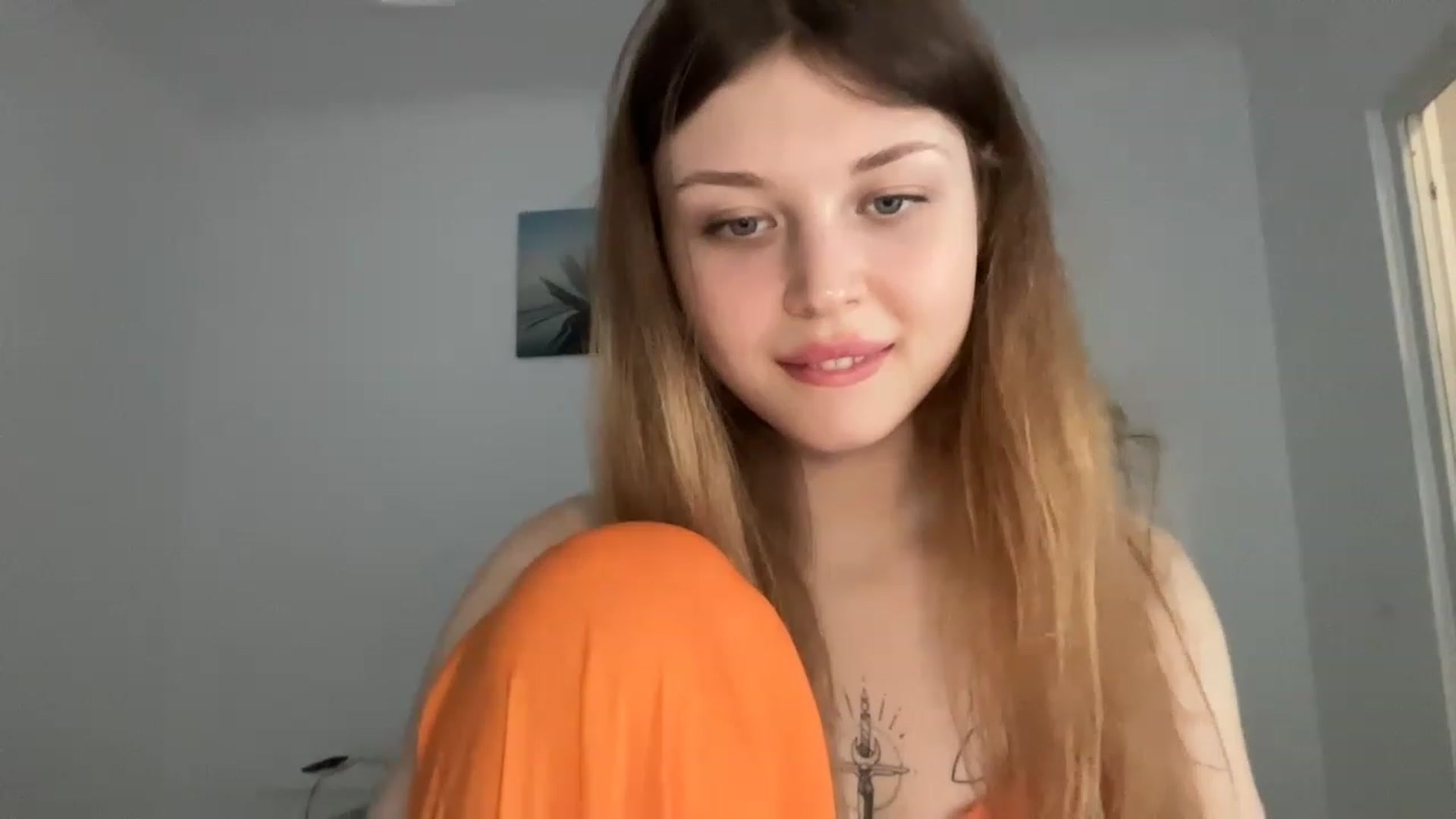 Gallery image thumbnail from Coconut_dream's myfreecams stream on, 07/06/2023, 12:26 image 9 of 20