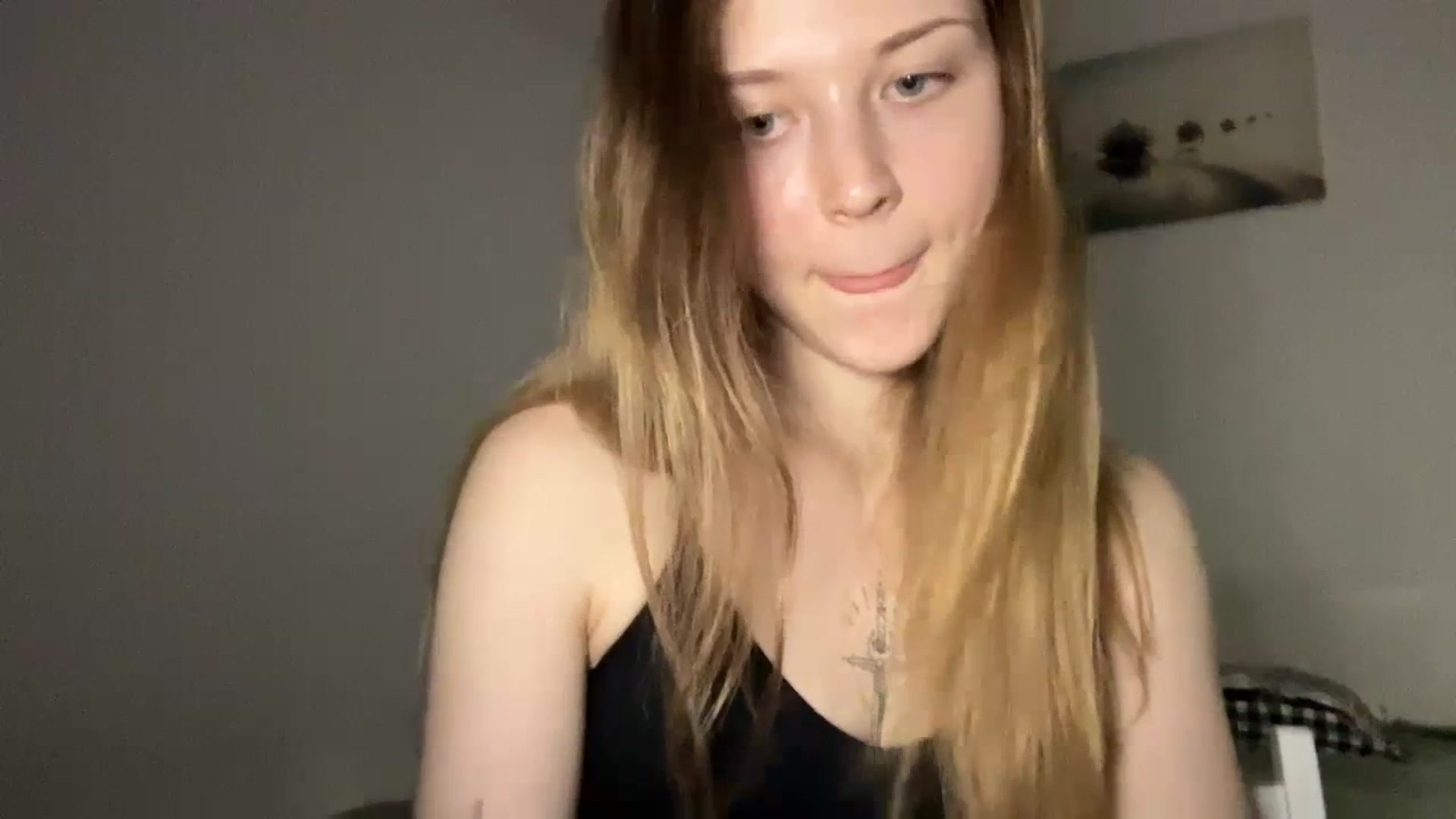 Gallery image thumbnail from Coconut_dream's myfreecams stream on, 07/07/2023, 17:42 image 16 of 20