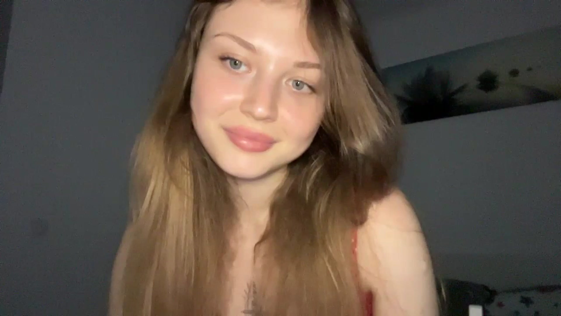 Gallery image thumbnail from Coconut_dream's myfreecams stream on, 07/08/2023, 18:07 image 13 of 20