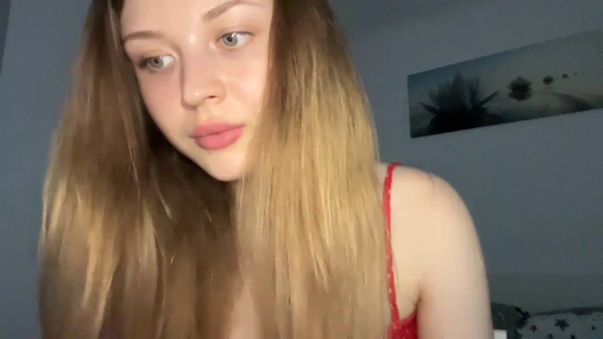 Gallery image thumbnail from Coconut_dream's myfreecams stream on, 07/08/2023, 18:07 image 3 of 20