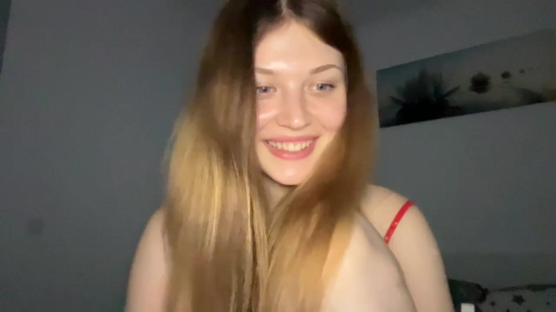 Gallery image thumbnail from Coconut_dream's myfreecams stream on, 07/08/2023, 18:07 image 12 of 20