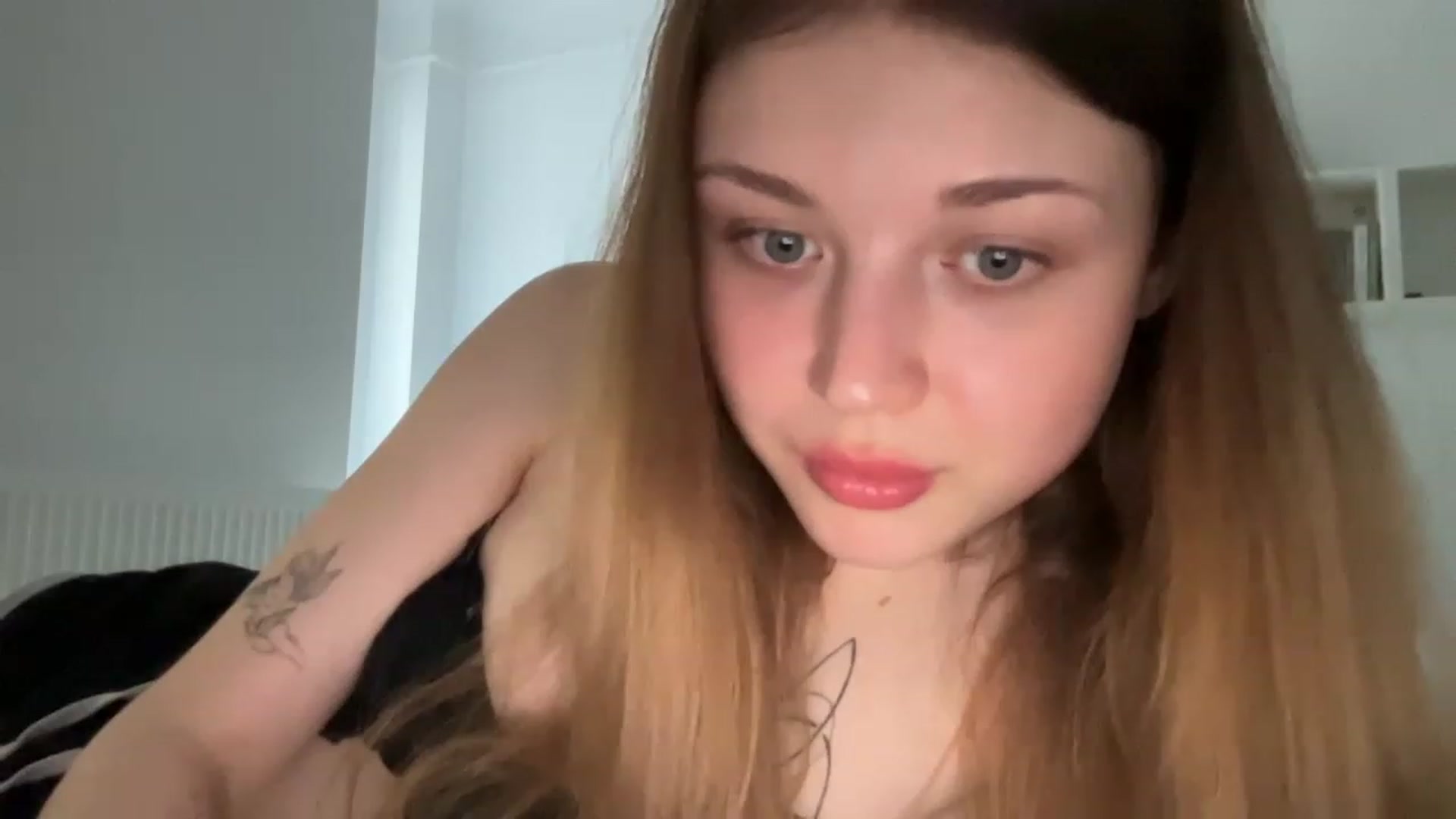Gallery image thumbnail from Coconut_dream's myfreecams stream on, 07/09/2023, 16:36 image 20 of 20