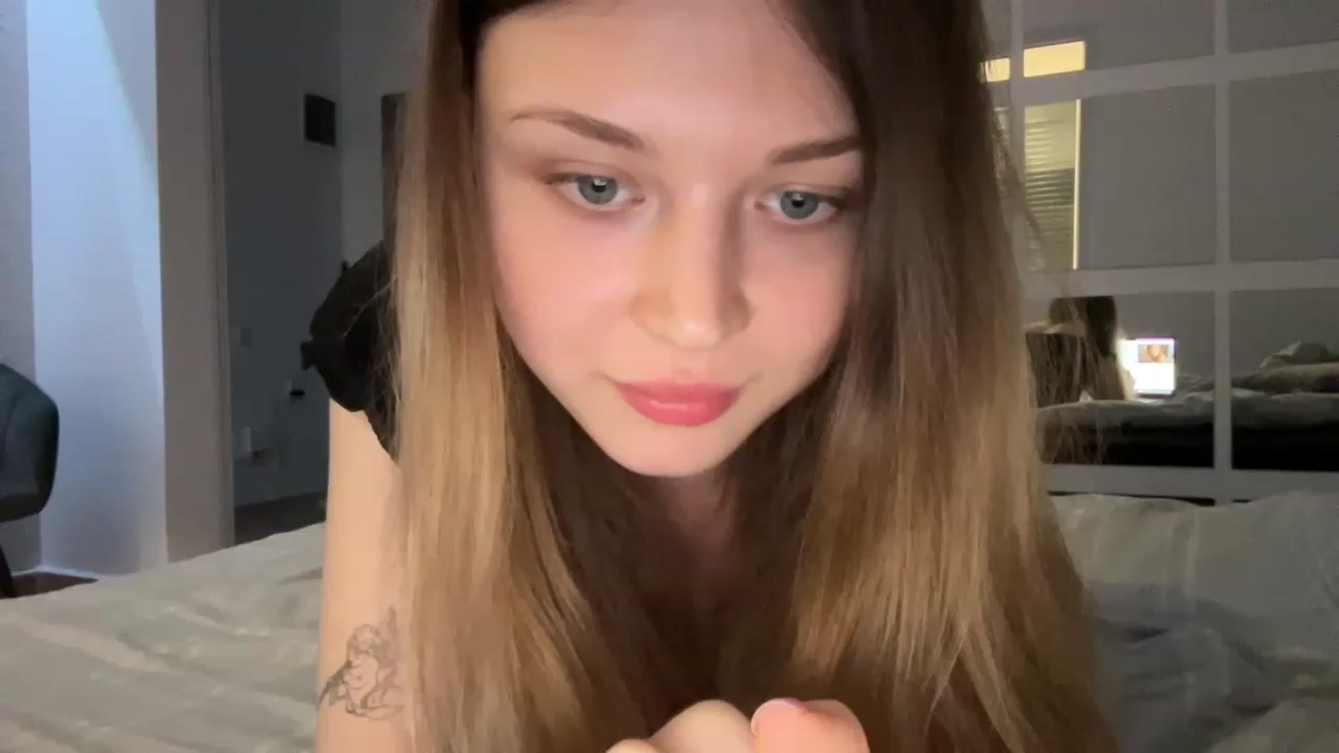 Gallery image thumbnail from Coconut_dream's myfreecams stream on, 07/15/2023, 18:02 image 8 of 20