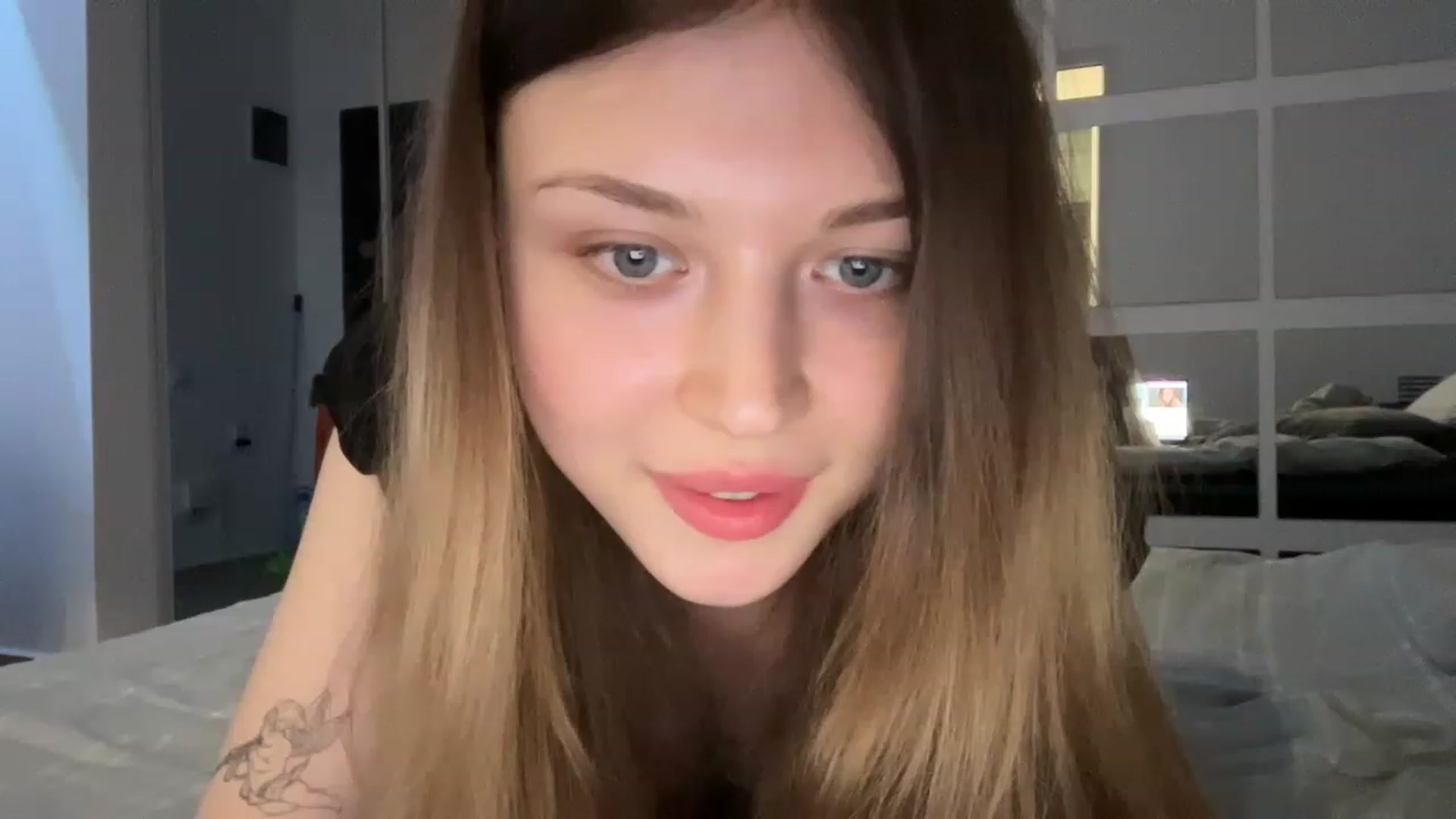 Gallery image thumbnail from Coconut_dream's myfreecams stream on, 07/15/2023, 18:02 image 13 of 20