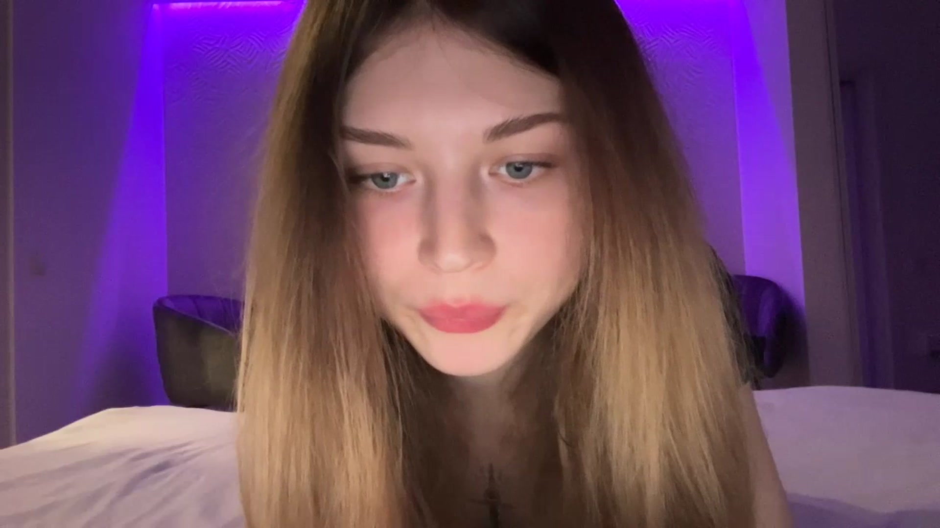 Gallery image thumbnail from Coconut_dream's myfreecams stream on, 07/21/2023, 15:30 image 5 of 20