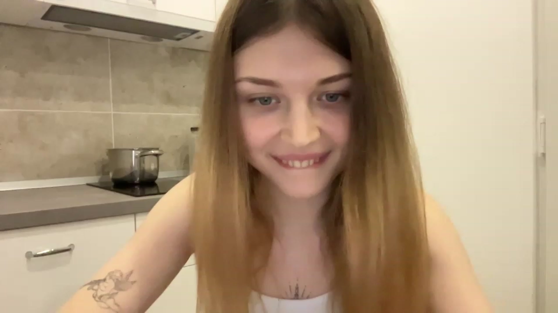 Gallery image thumbnail from Coconut_dream's myfreecams stream on, 07/22/2023, 18:41 image 1 of 20