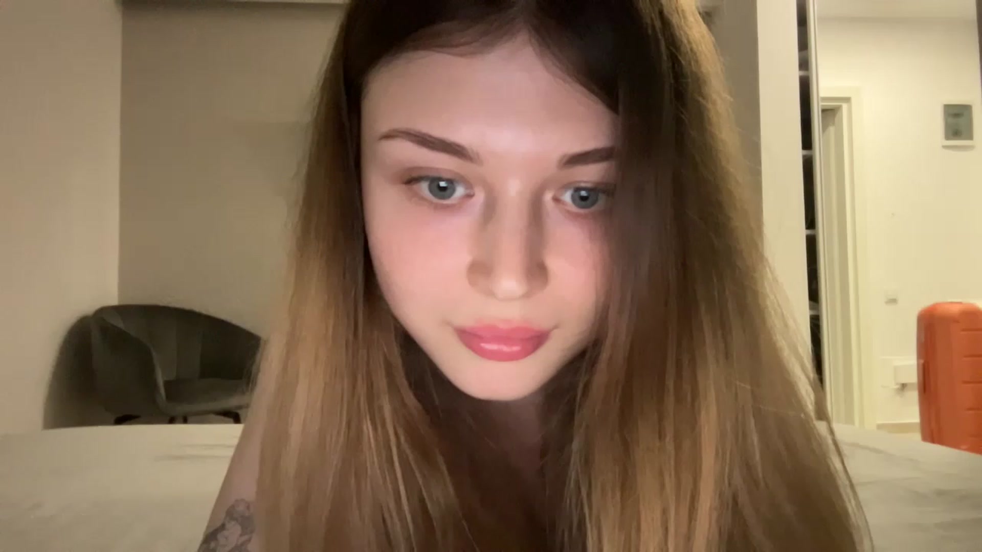 Gallery image thumbnail from Coconut_dream's myfreecams stream on, 07/22/2023, 18:41 image 9 of 20