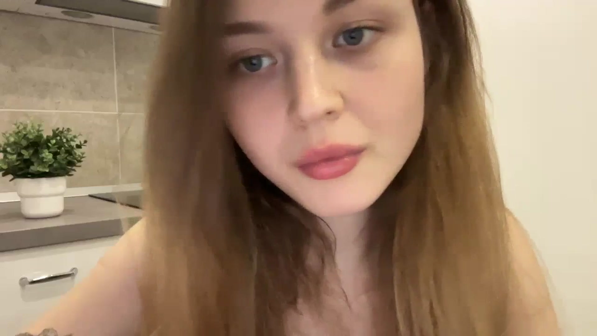 Gallery image thumbnail from Coconut_dream's myfreecams stream on, 07/23/2023, 16:34 image 2 of 20