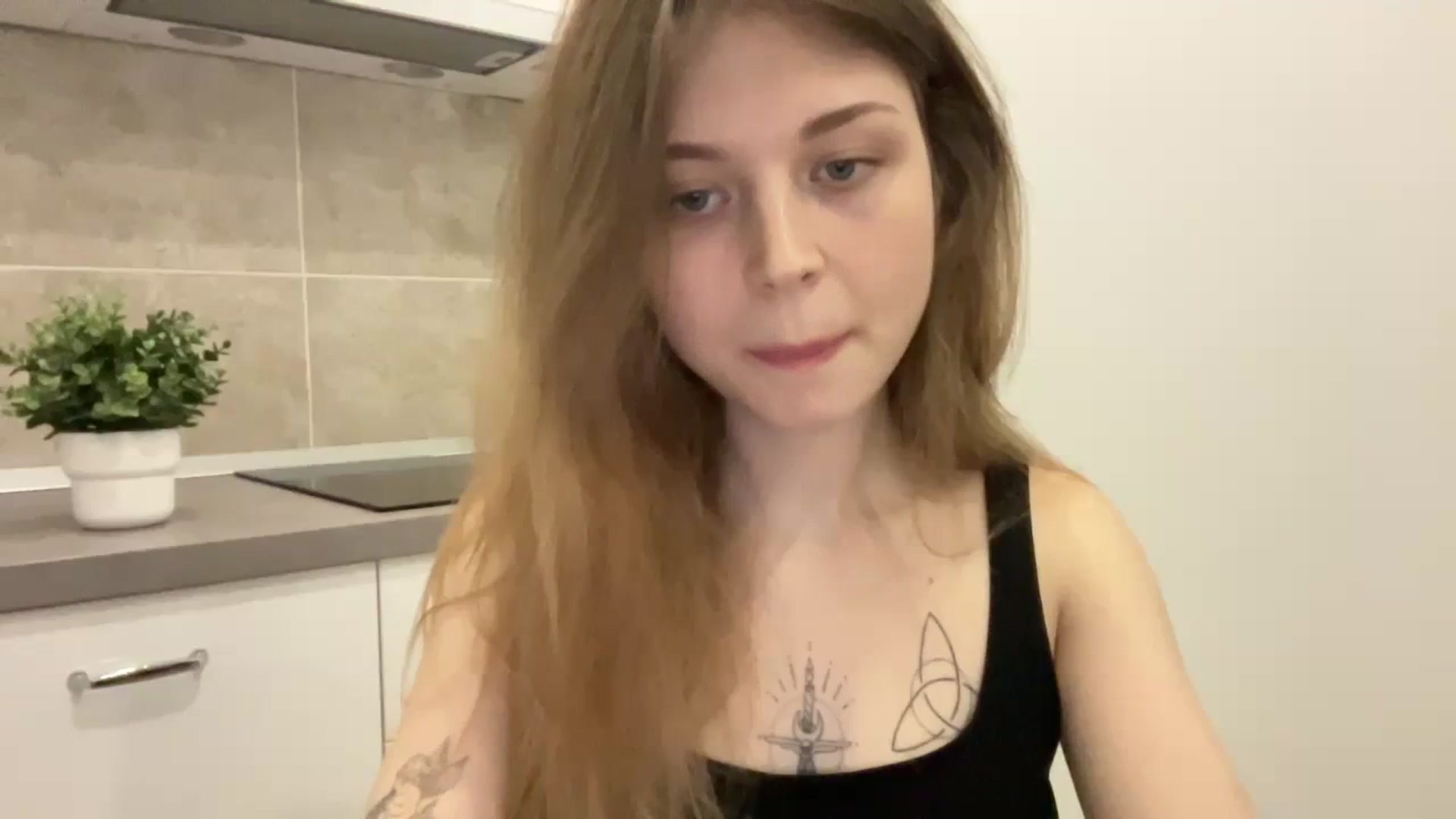 Gallery image thumbnail from Coconut_dream's myfreecams stream on, 07/23/2023, 16:34 image 3 of 20