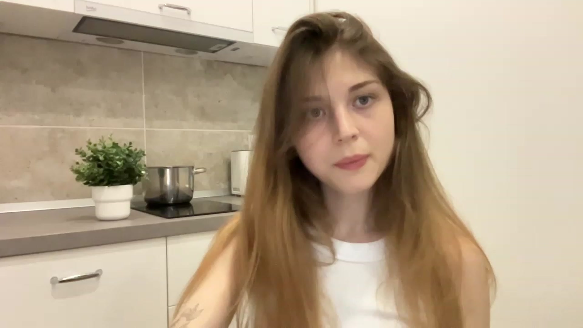 Gallery image thumbnail from Coconut_dream's myfreecams stream on, 07/28/2023, 17:32 image 7 of 20