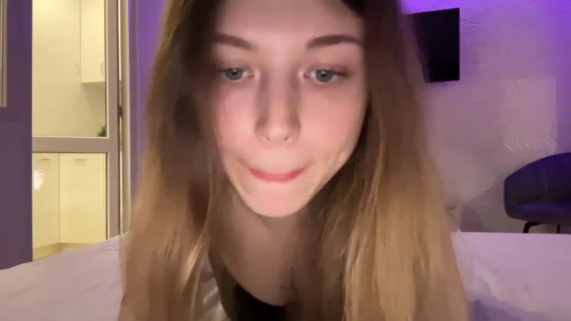 Gallery image thumbnail from Coconut_dream's myfreecams stream on, 07/29/2023, 18:04 image 6 of 20