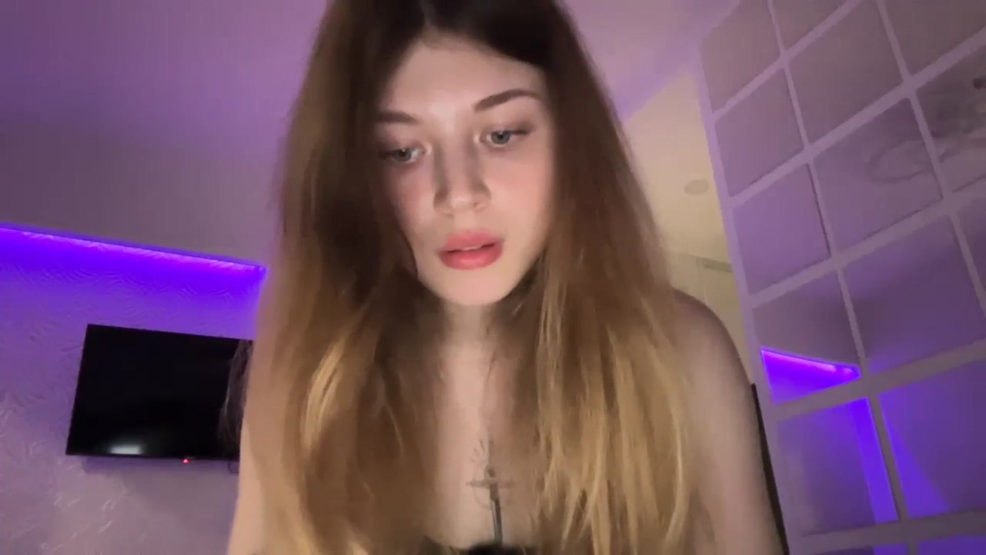 Gallery image thumbnail from Coconut_dream's myfreecams stream on, 07/29/2023, 18:04 image 17 of 20