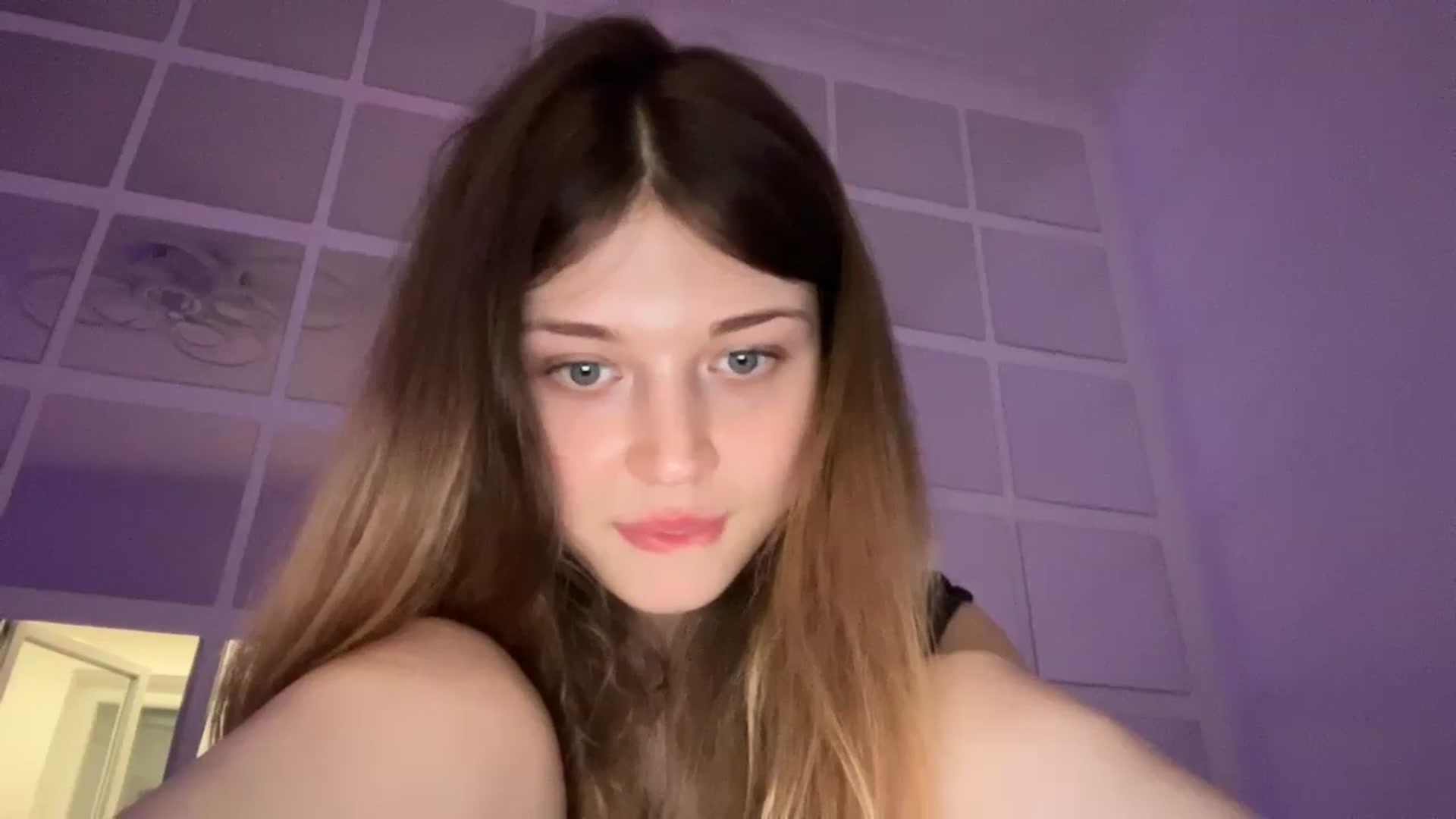 Gallery image thumbnail from Coconut_dream's myfreecams stream on, 07/30/2023, 18:31 image 16 of 20