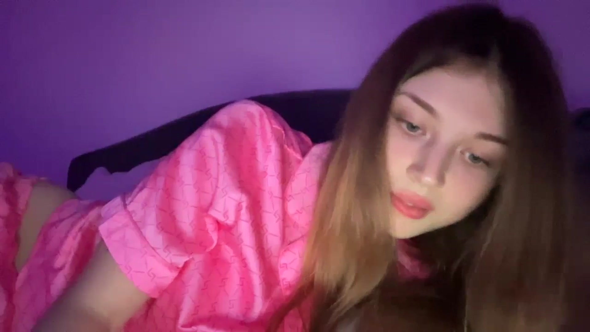 Gallery image thumbnail from Coconut_dream's myfreecams stream on, 07/31/2023, 20:27 image 6 of 20